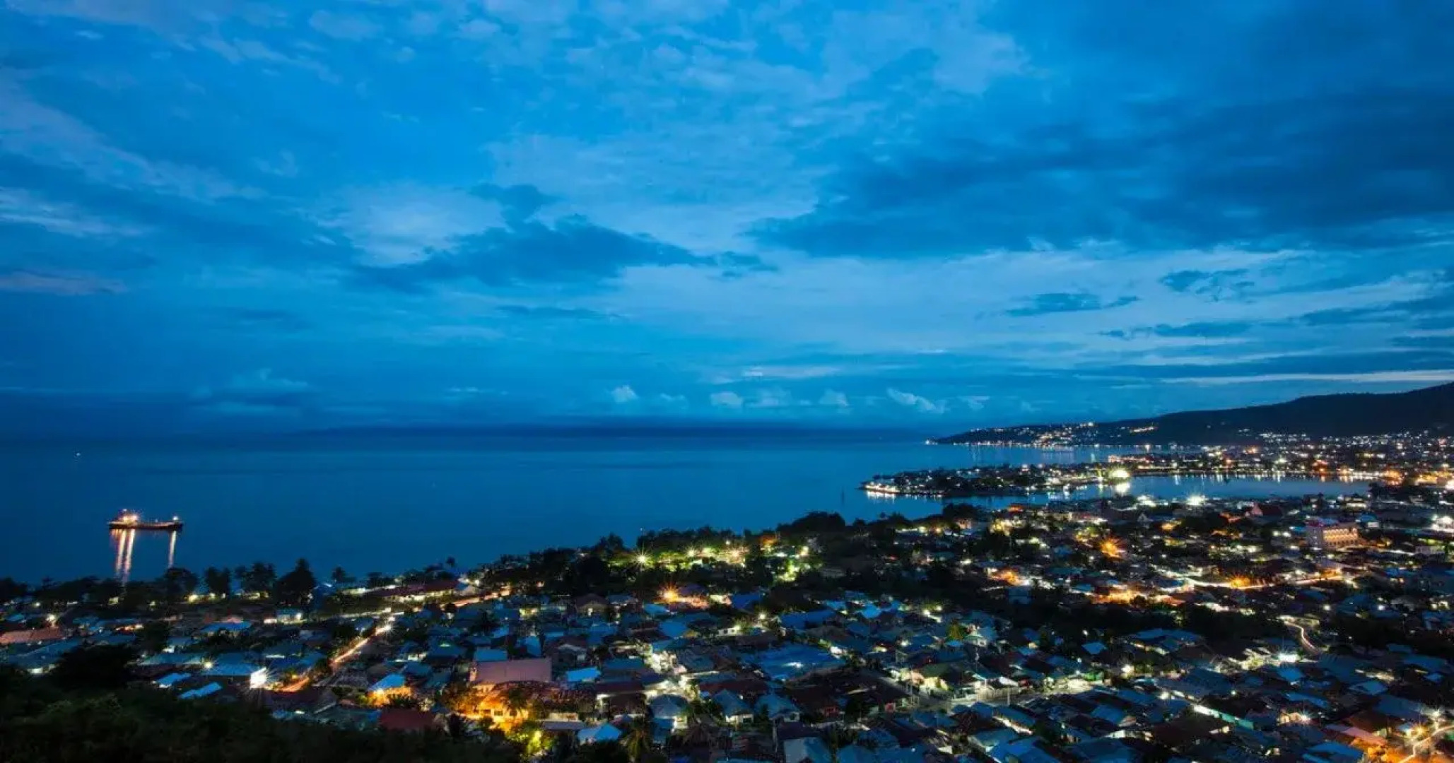 Hotel Santika Luwuk - Sulawesi Tengah