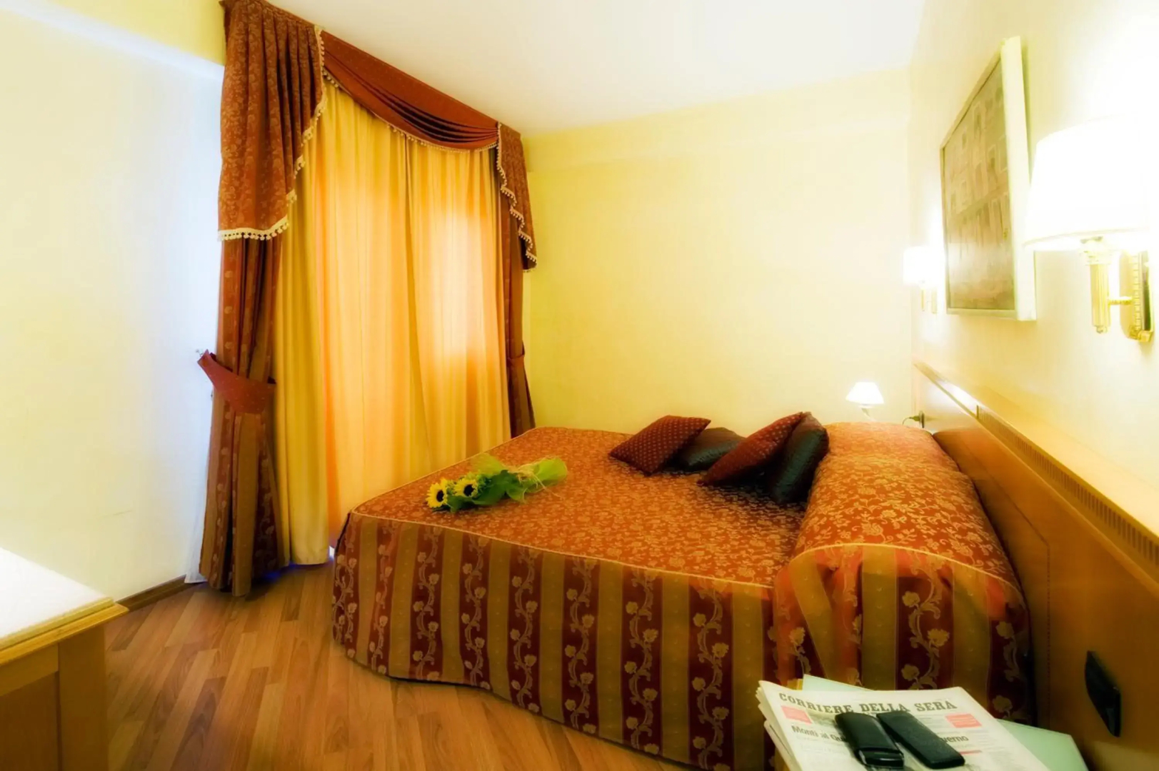 Hotel Bright