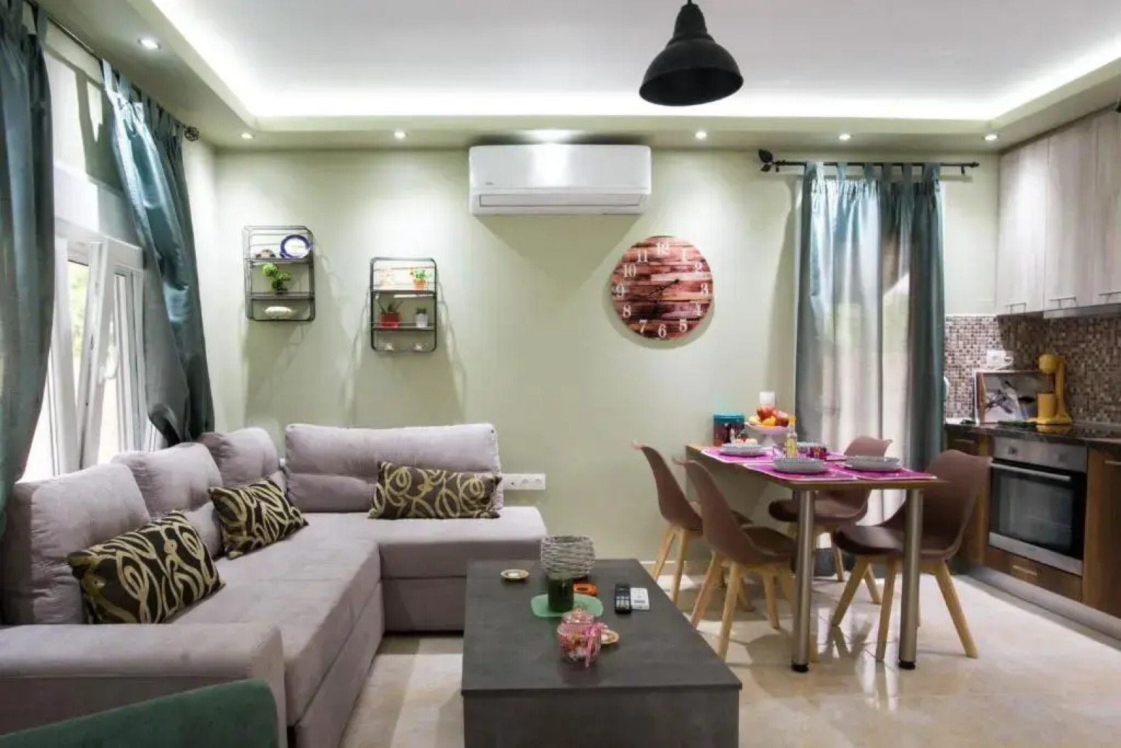 Luxurious Beach House, feels like home