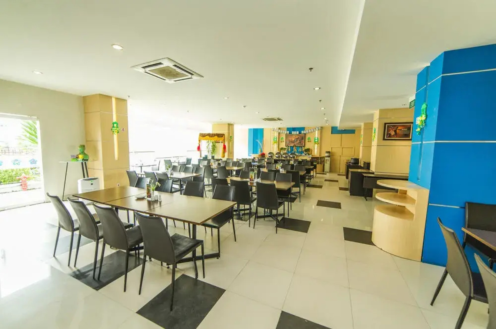 Airy Solo Baru Pandawa Lima Soekarno AC 25