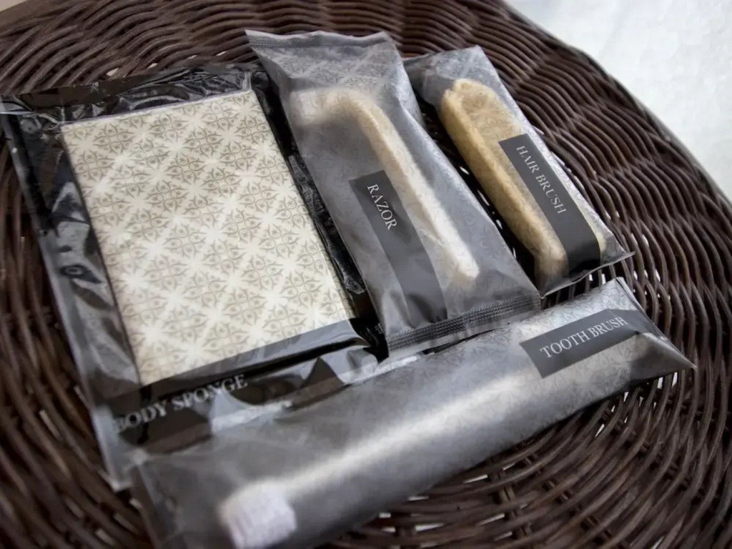 Y‘ Rise To Hotel Itoman