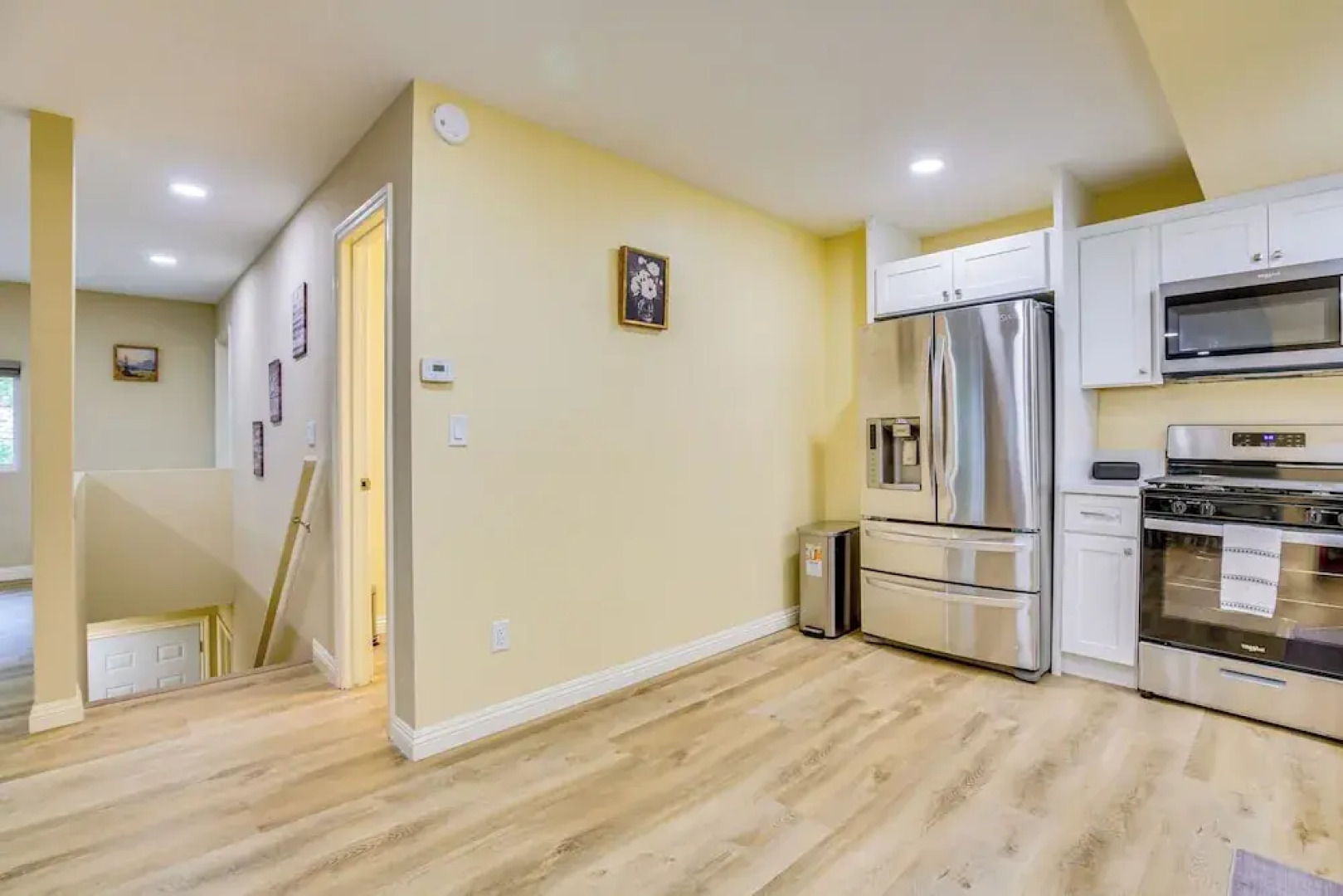 4 Mi to Lake Arrowhead: Cabin w/ Grill & Deck!