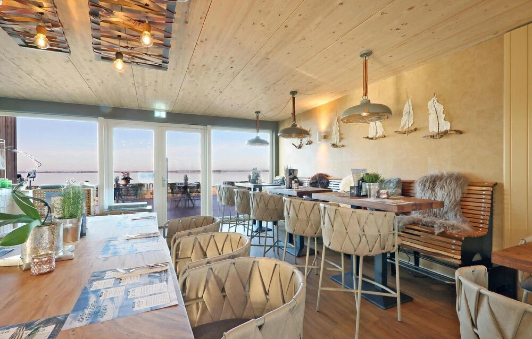 Amazing Home in Lembruch/dümmer See With 2 Bedrooms, Wifi and Indoor Swimming Pool