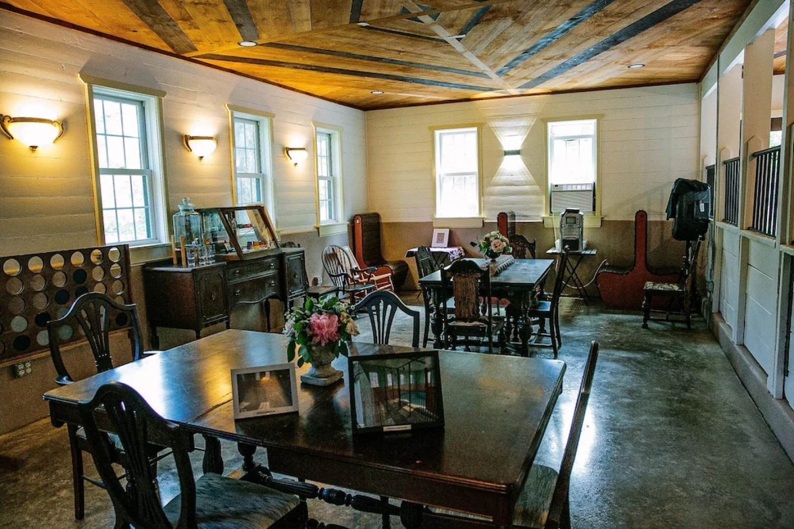 The Old Catskill Game Farm Inn