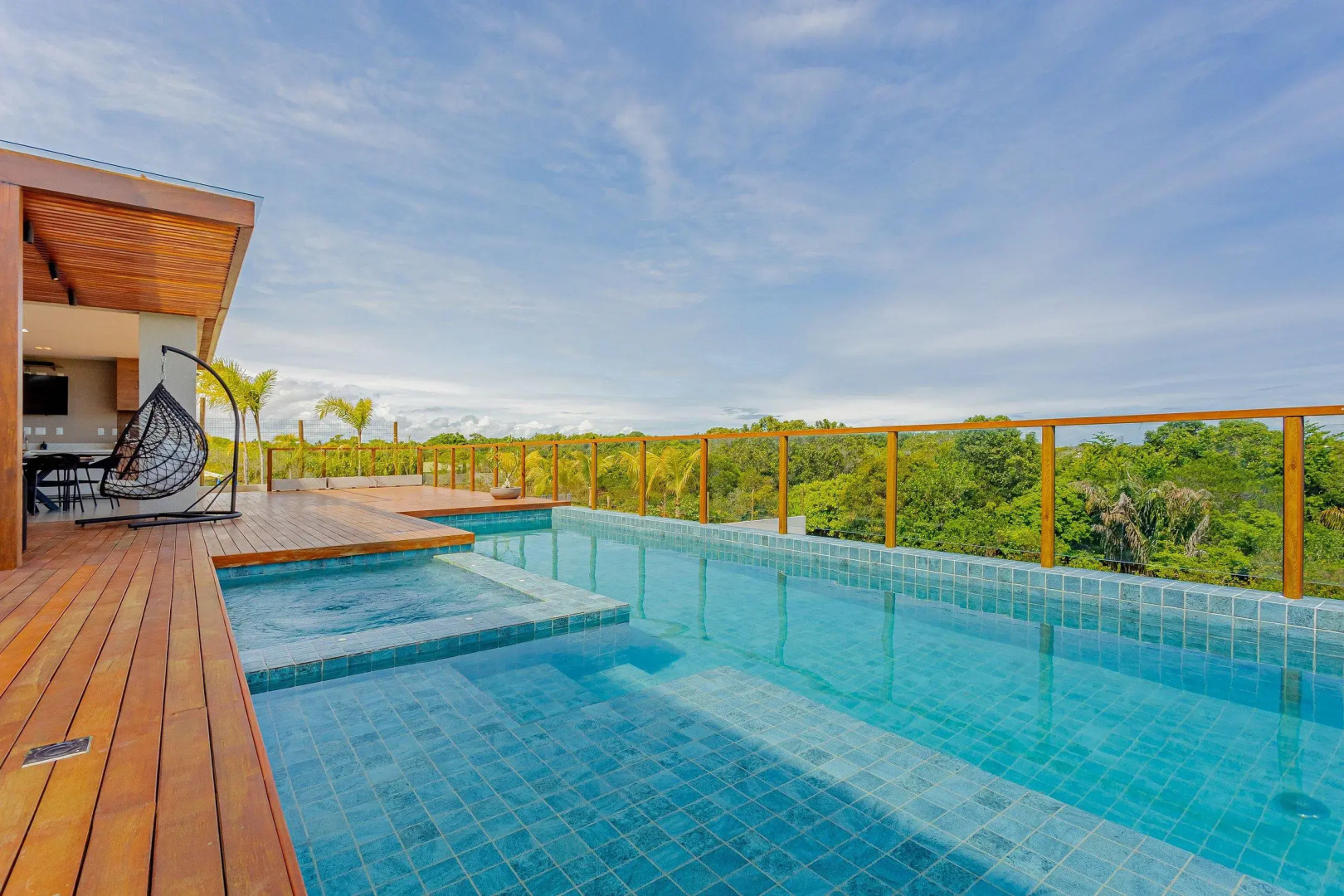 PF54 Casa Alto Padrão 5 Suítes com Diarista Inclusa - Praia do Forte