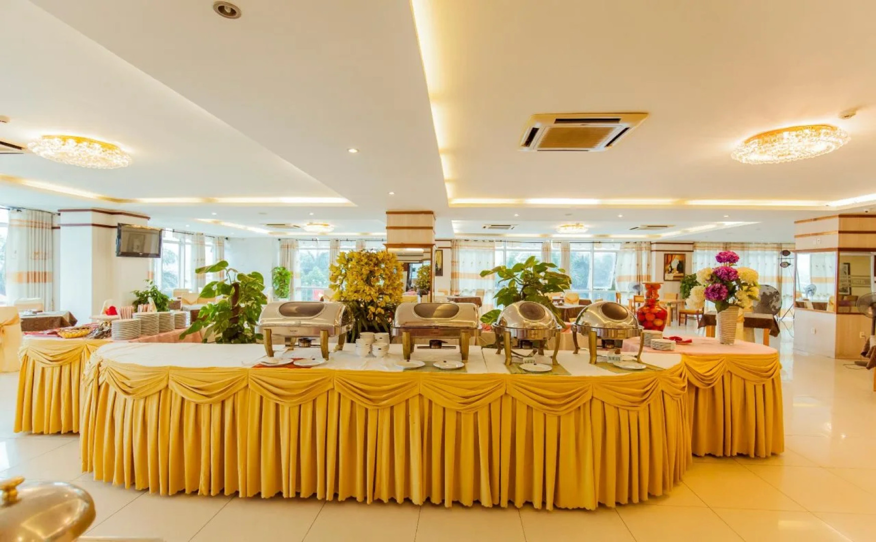 Thien An Riverside Hotel