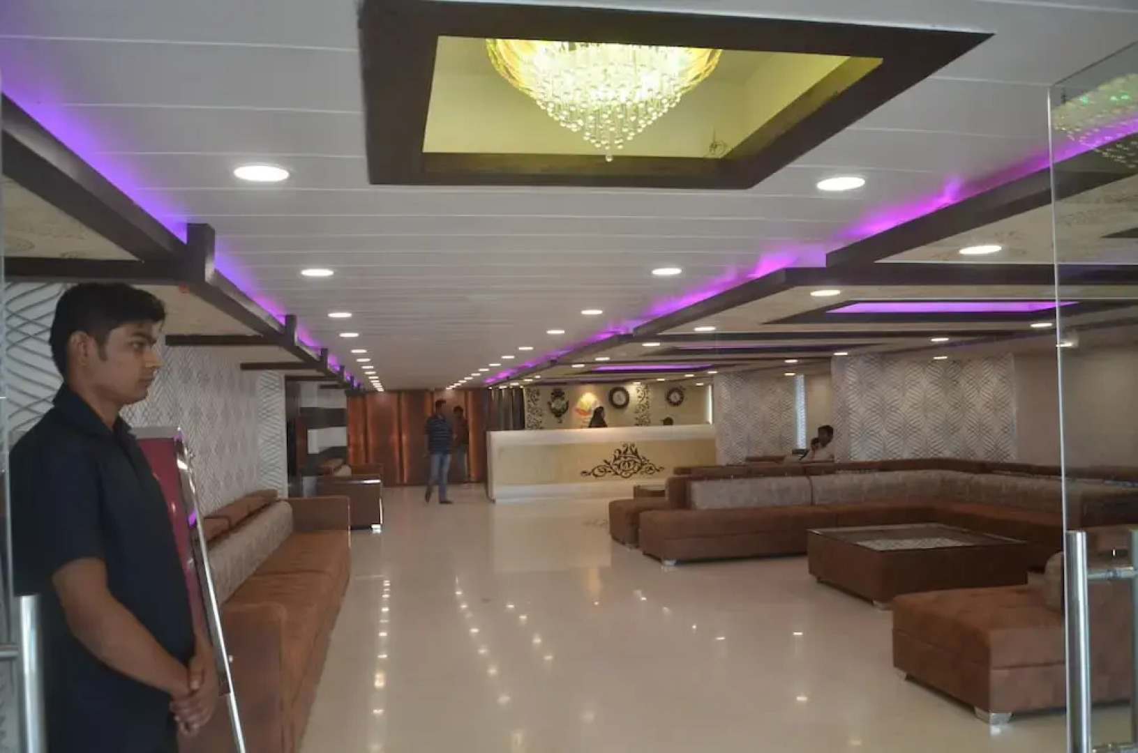 Hotel Rajeev Regency