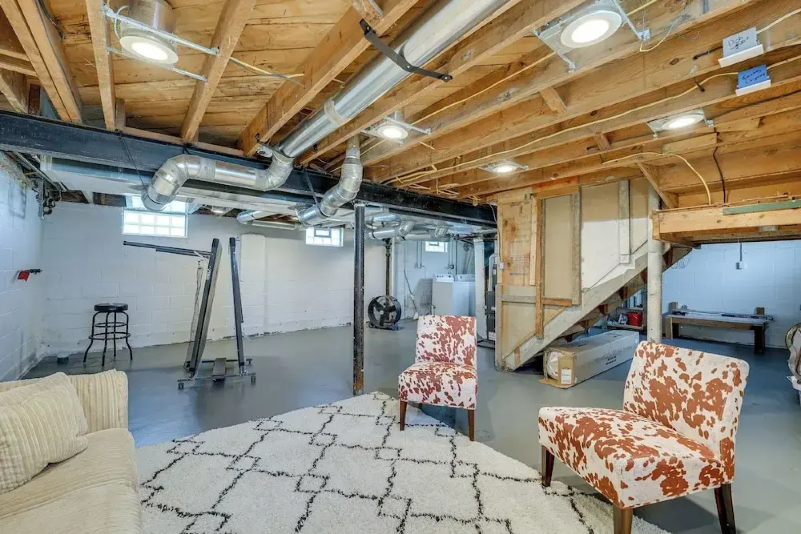 Pet-friendly Southfield House w/ Ping-pong Table!