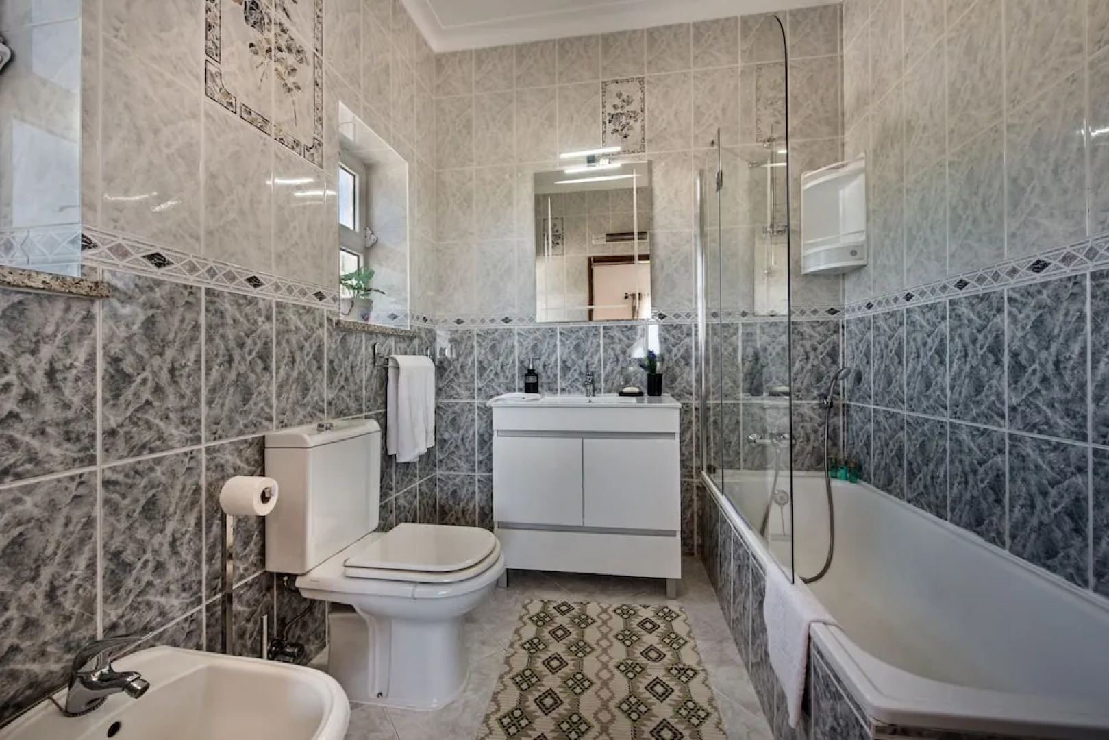 Villa Cadre - 5BR w Private Pool & Snooker Table