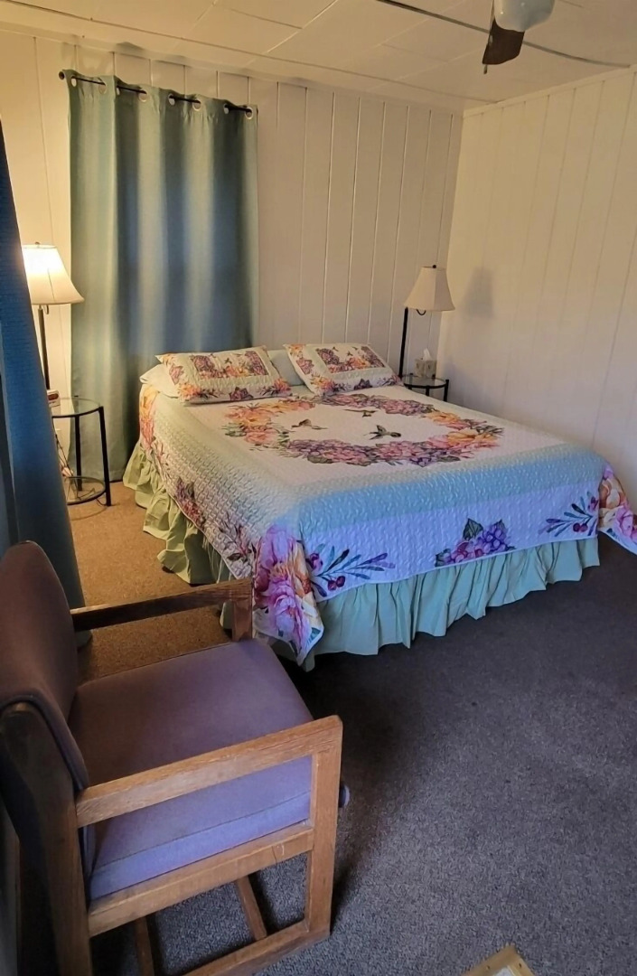 Little River Motel St  Regis