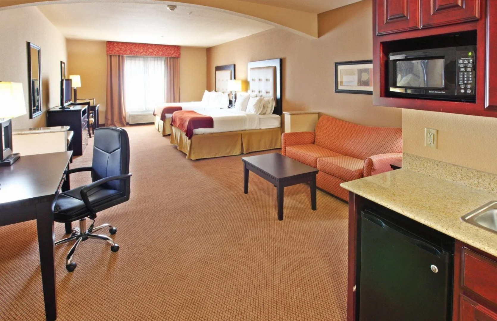 Holiday Inn Express Suites Van Buren-Ft Smith Area by IHG