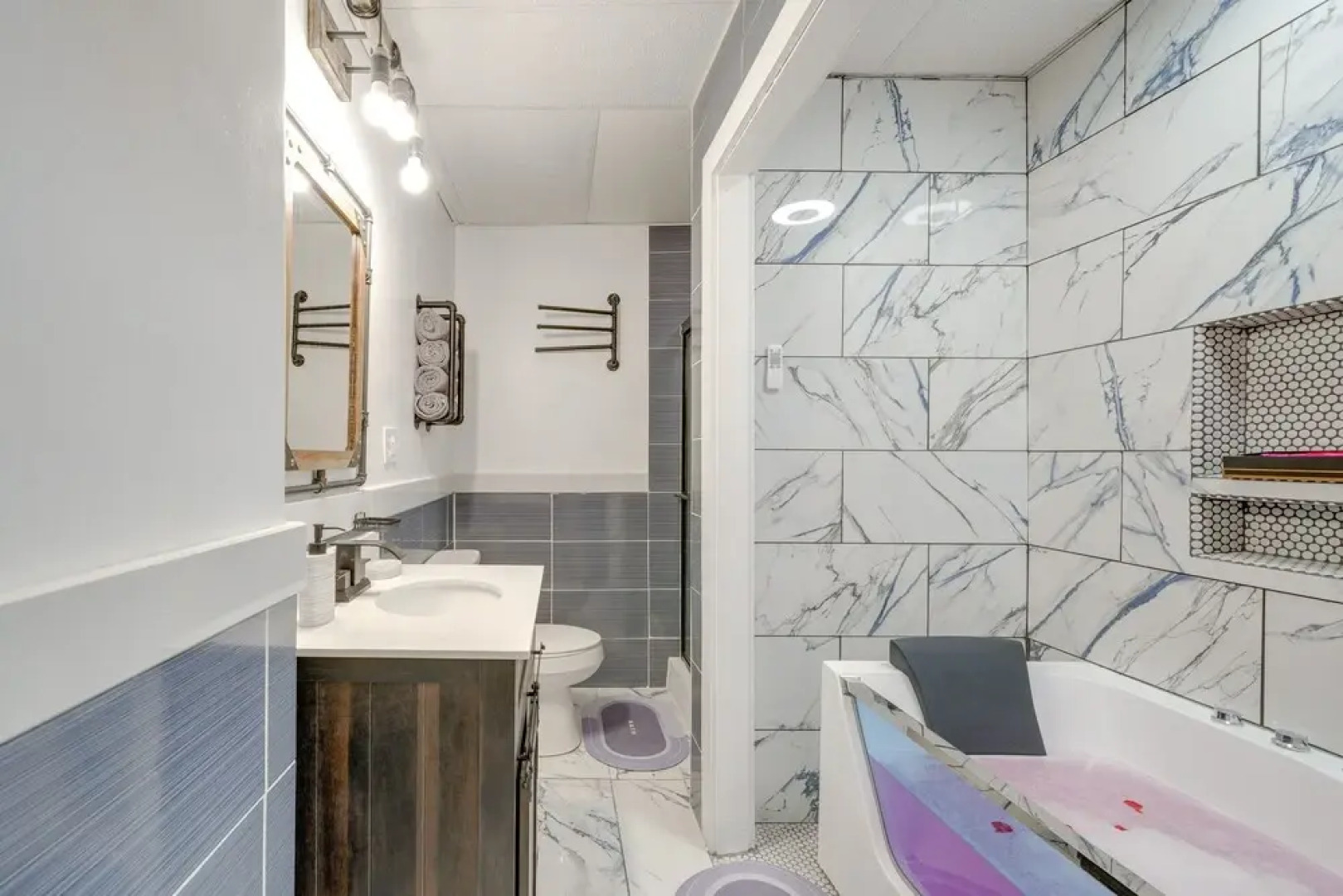 Central Beckley Studio: 8 Mi to New River Gorge