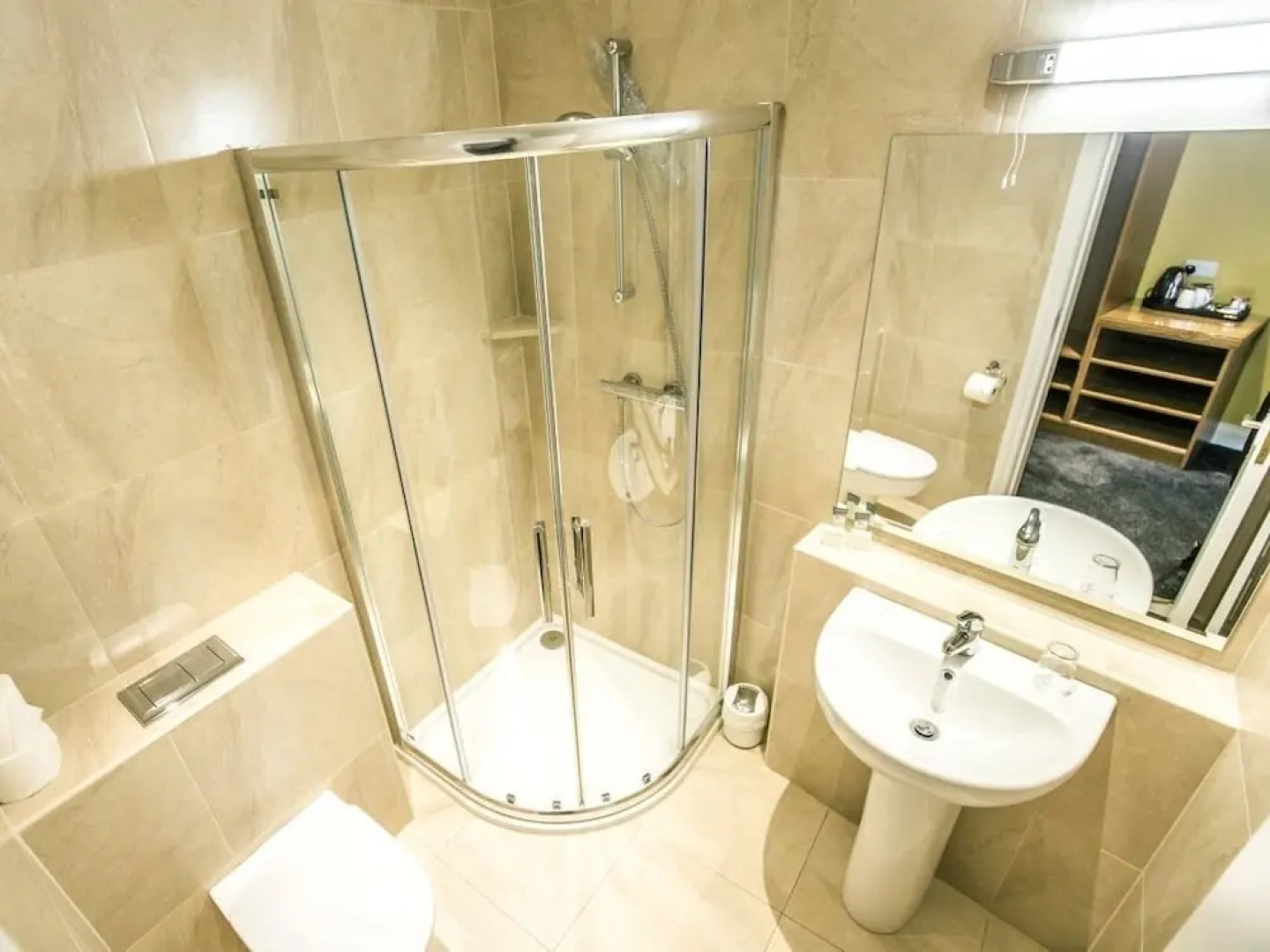 Mc Kevitts Village Hotel