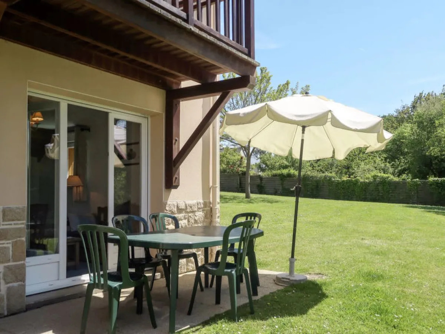 Les Roches Douvres (BCS412)