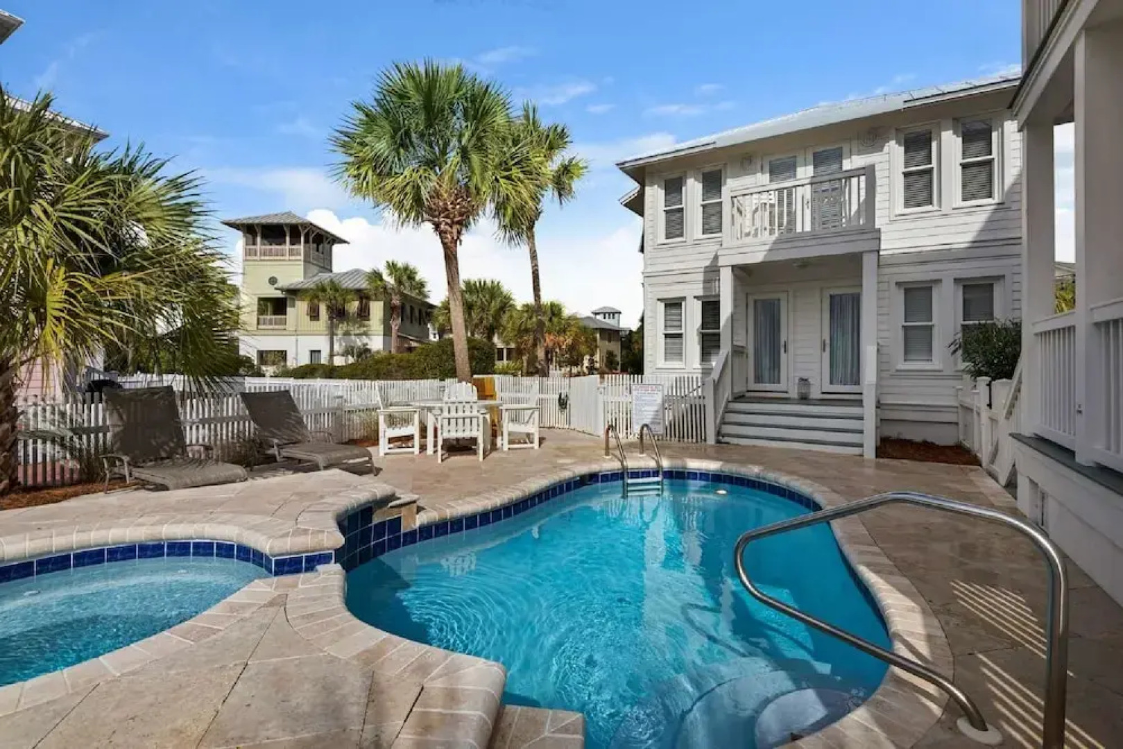 Love Shack 2 Bedroom Apartment