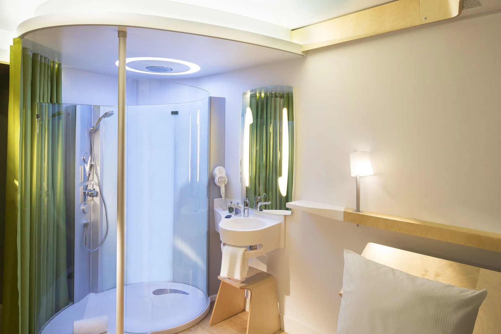 Nomad Hotel Roissy CDG