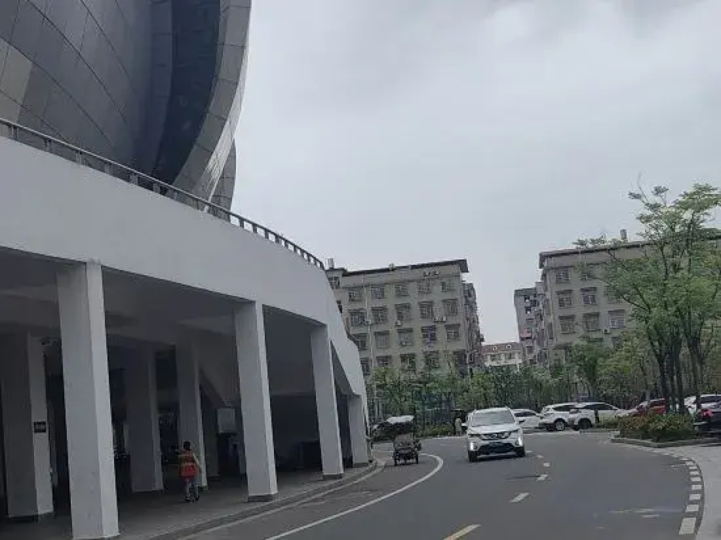 Rongrong Homestay (Ruijin Stadium Branch)