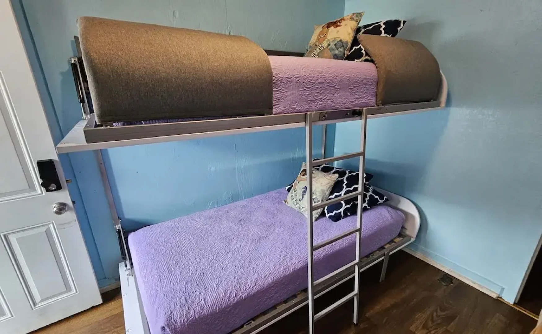 Yonegan Central Maui Getaways