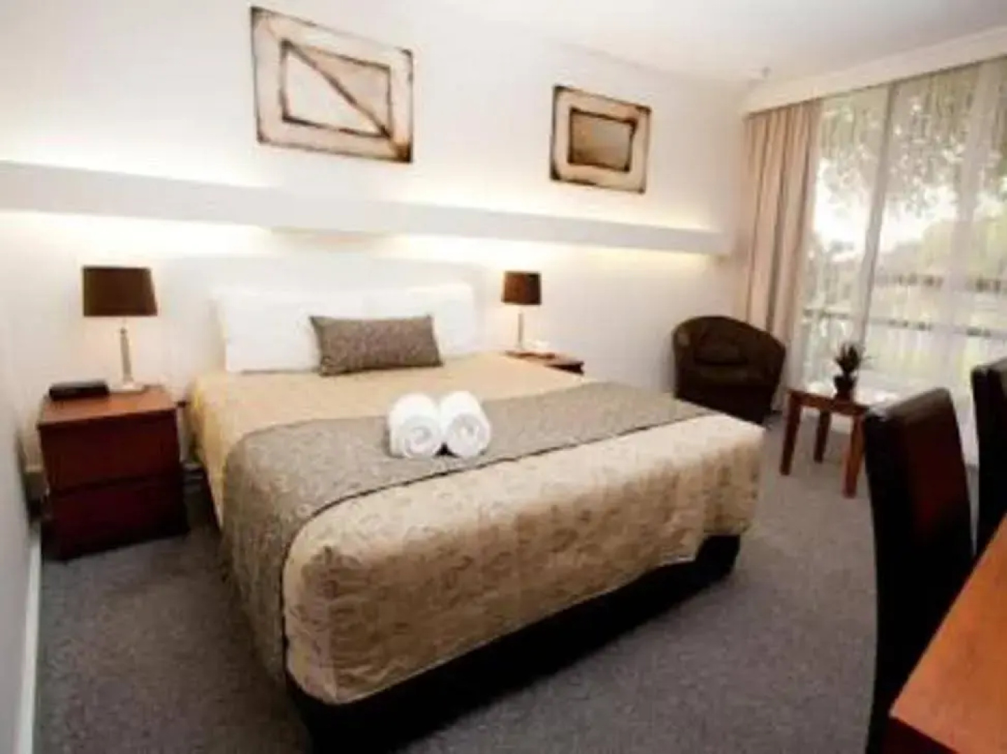 Connells Motel & Serviced Apartments