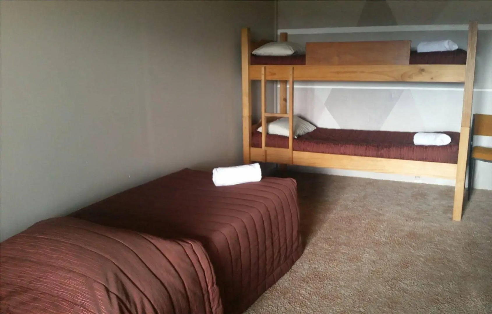 The Crossing Backpackers