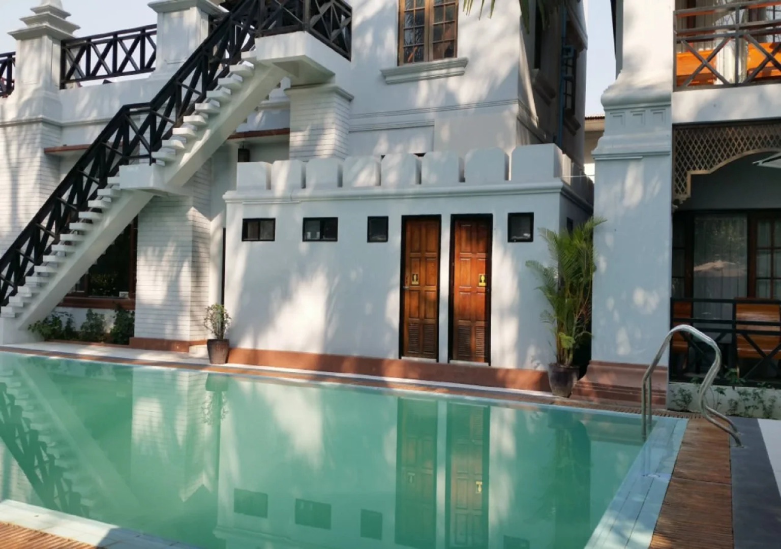 Esperado Gateway Hotel