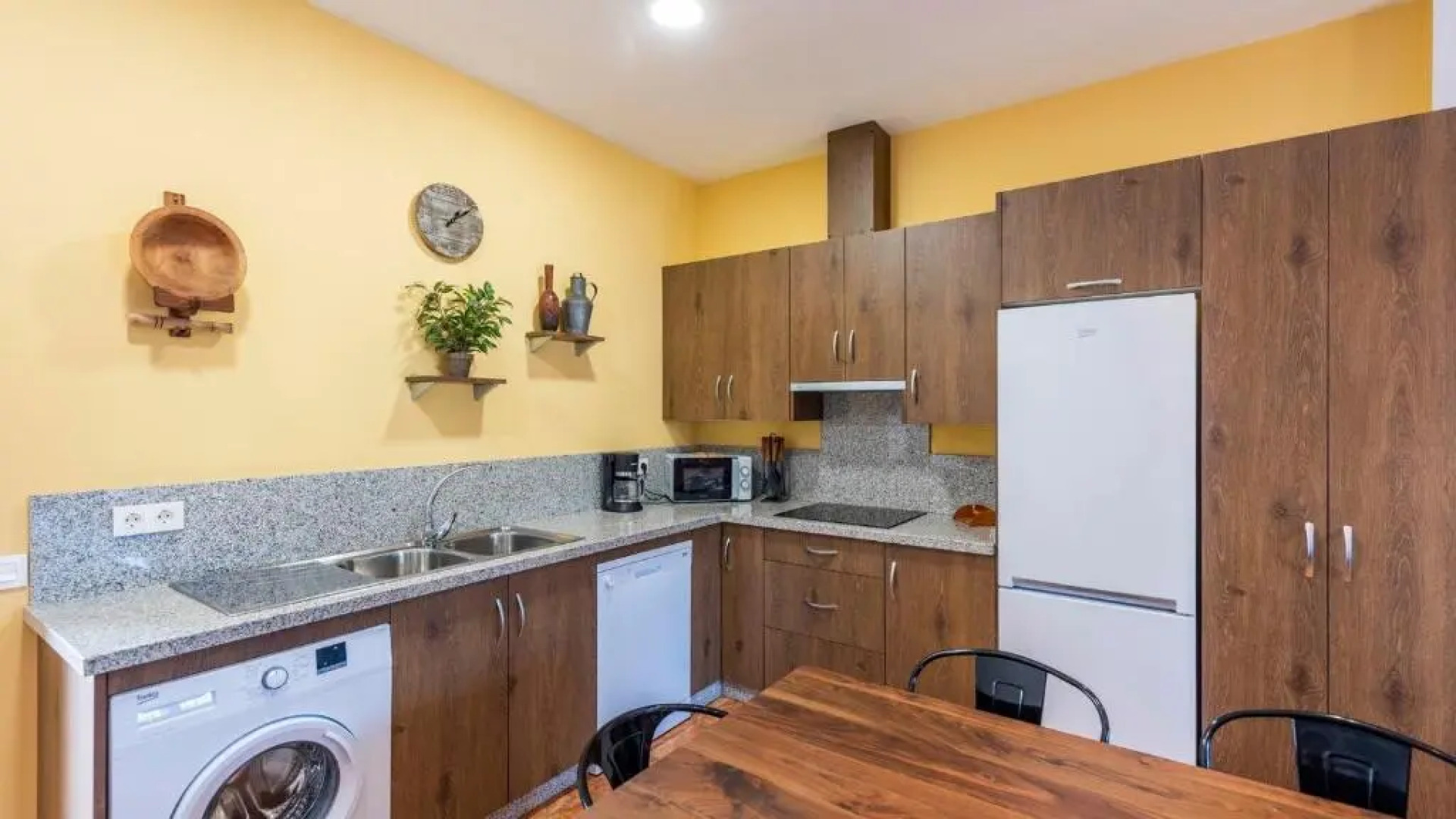 Casa Rural Sierra de las Nieves Yunquera by Ruralidays