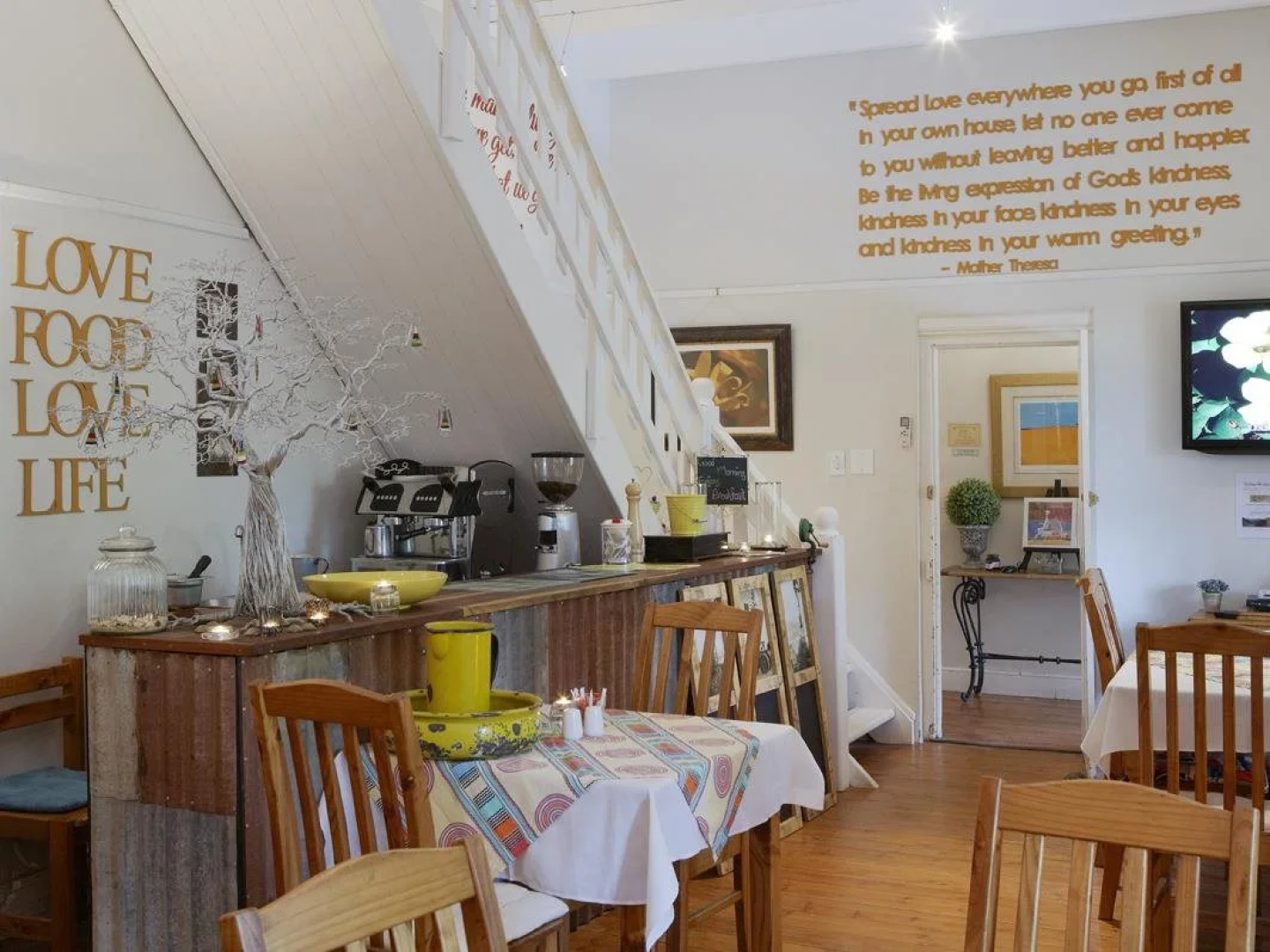 Yellow Aloe Guesthouse