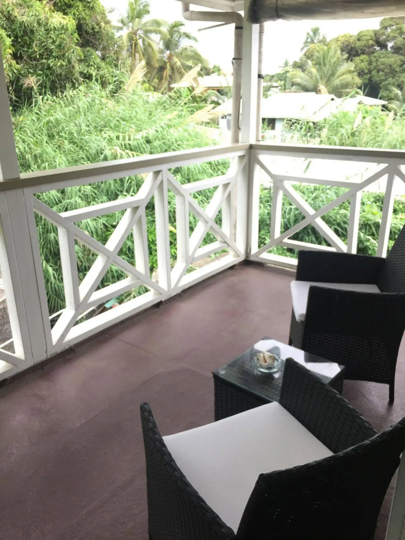 Waterfront Lodge