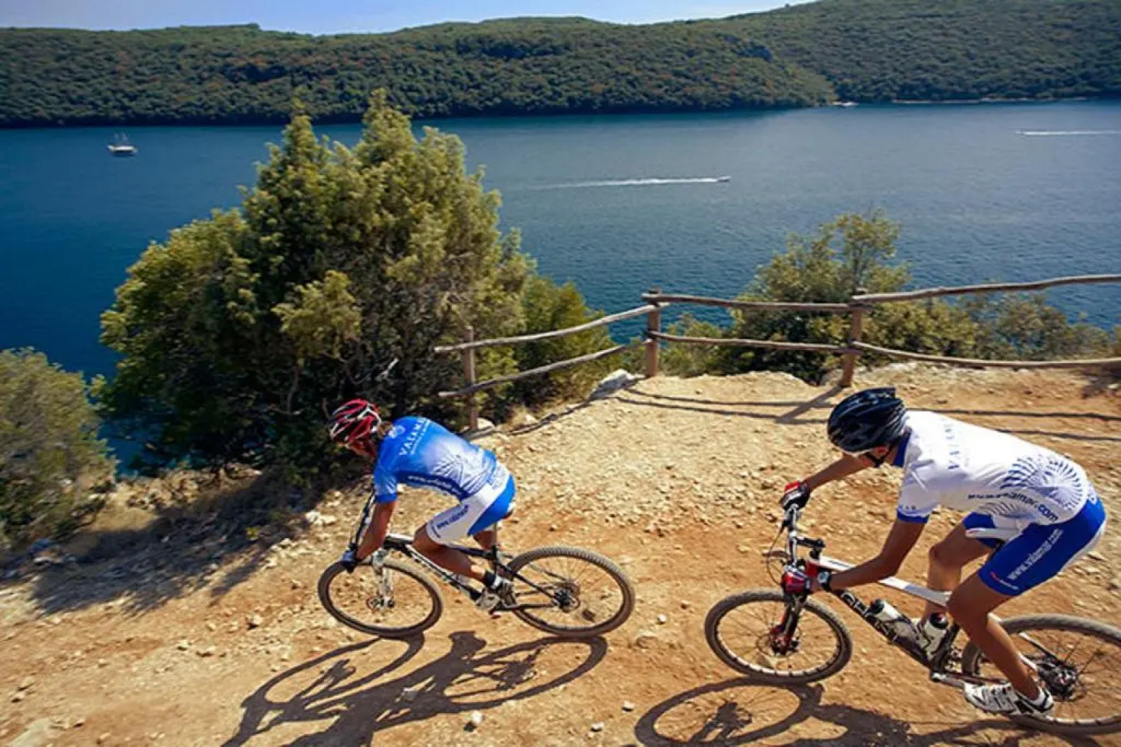 Miramar Sunny Hotel & Residence