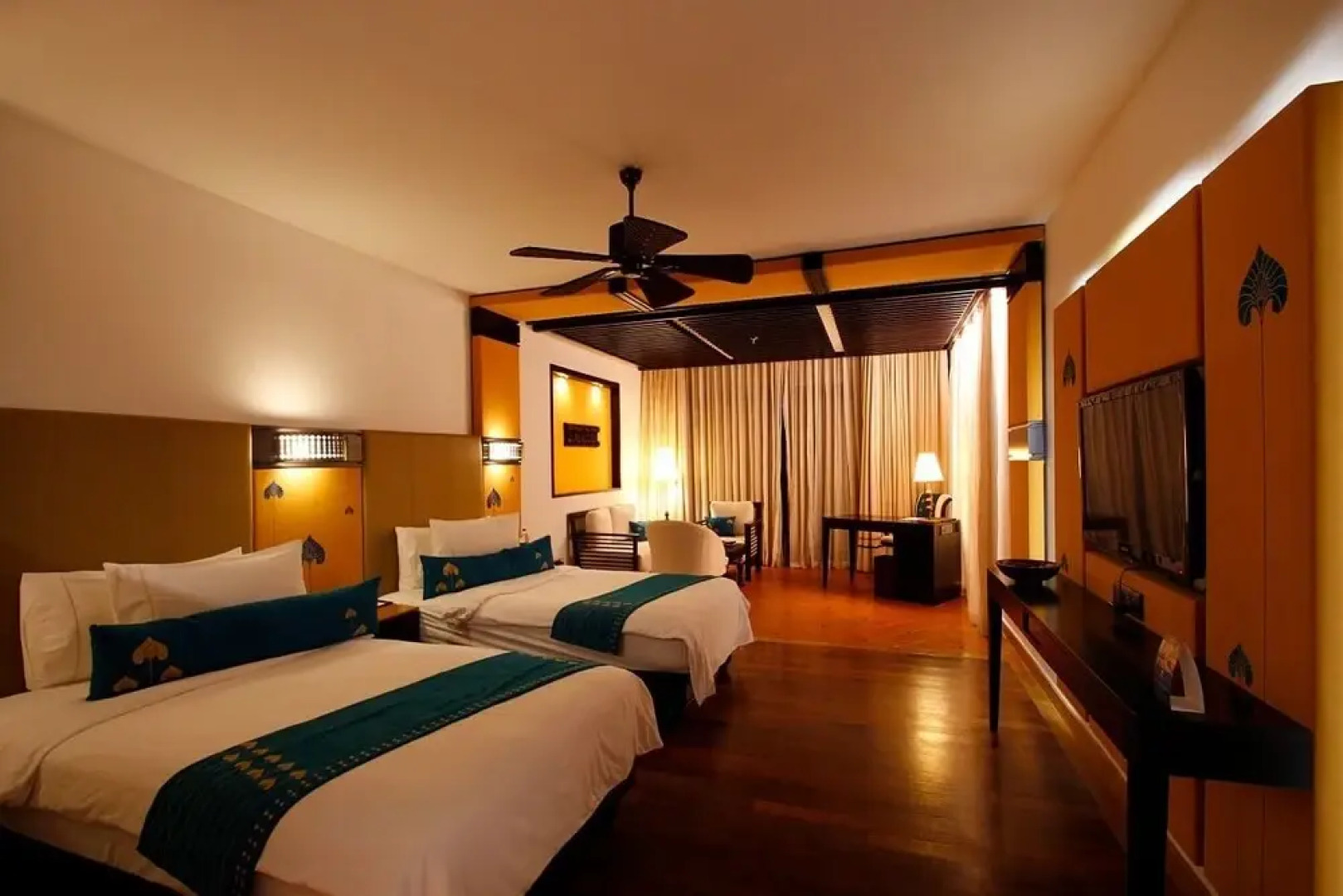 Plumeria Lake Resort & Spa