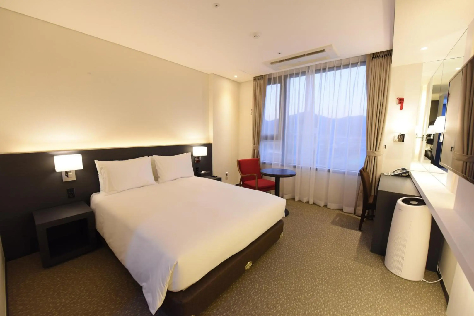 Geoje Art Nouveau Suite Hotel