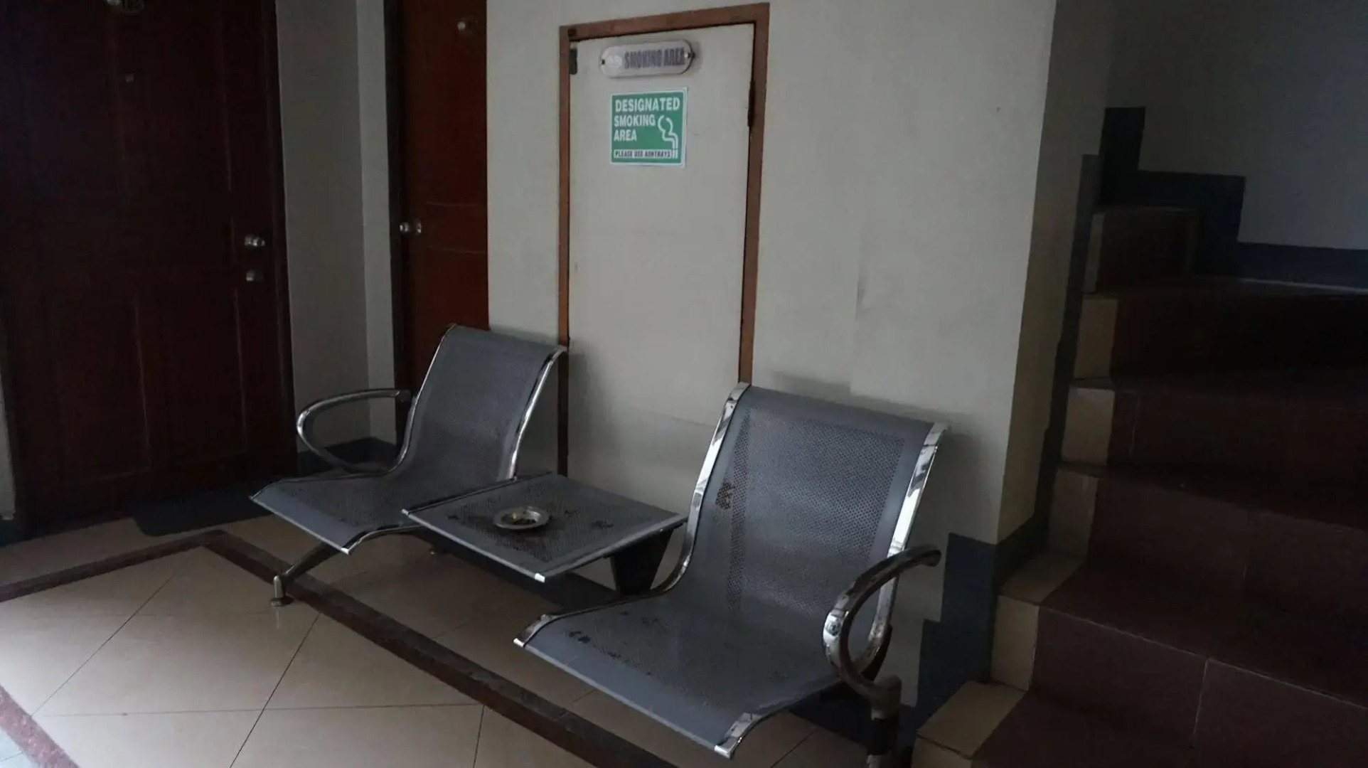 Metro Room Budget Hotel