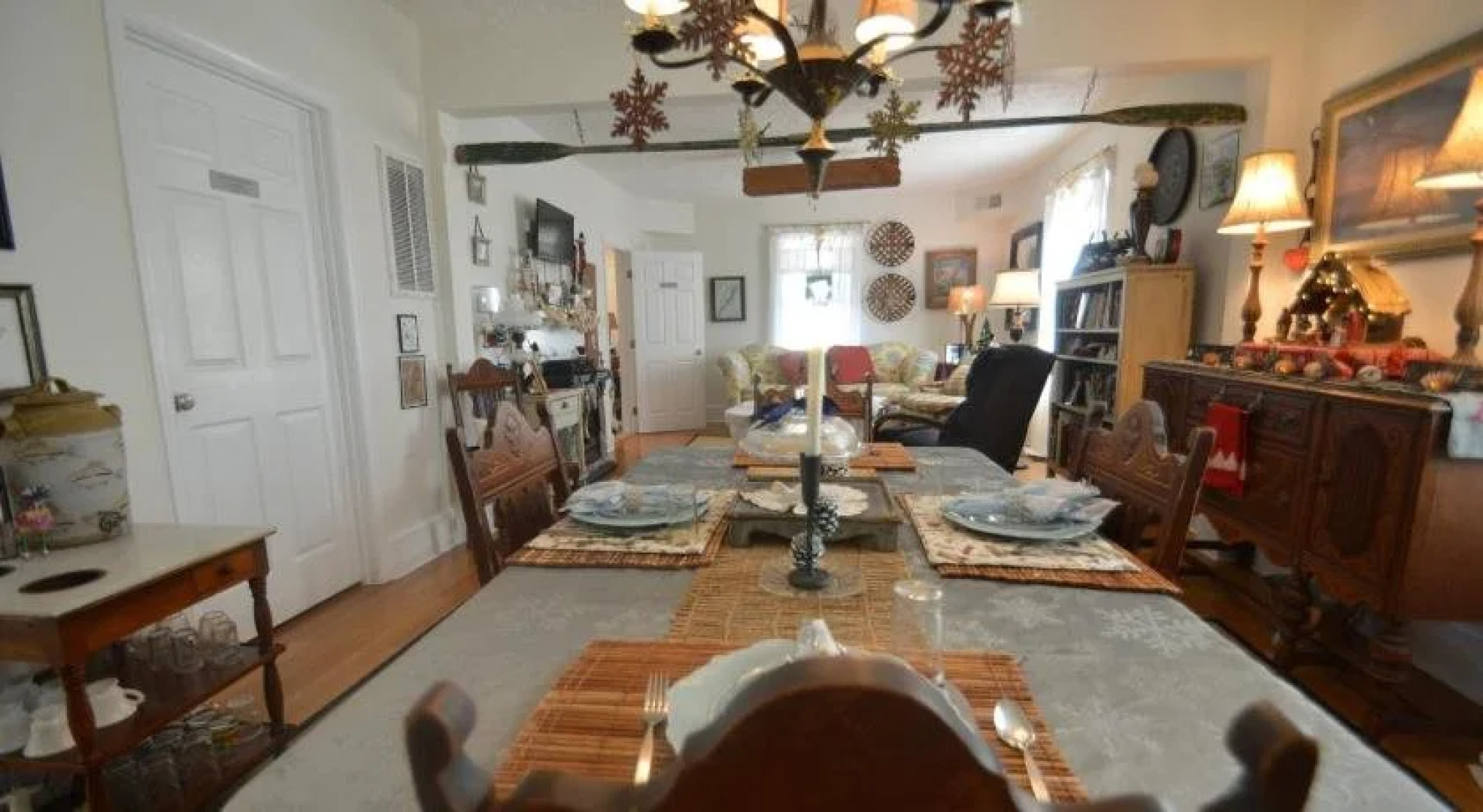 Peabody's 'Hip Little Stay'