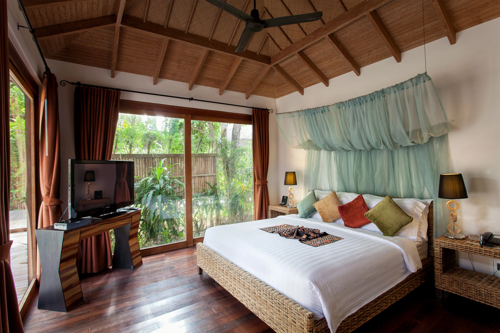 Tango Luxe Beach Villa Samui