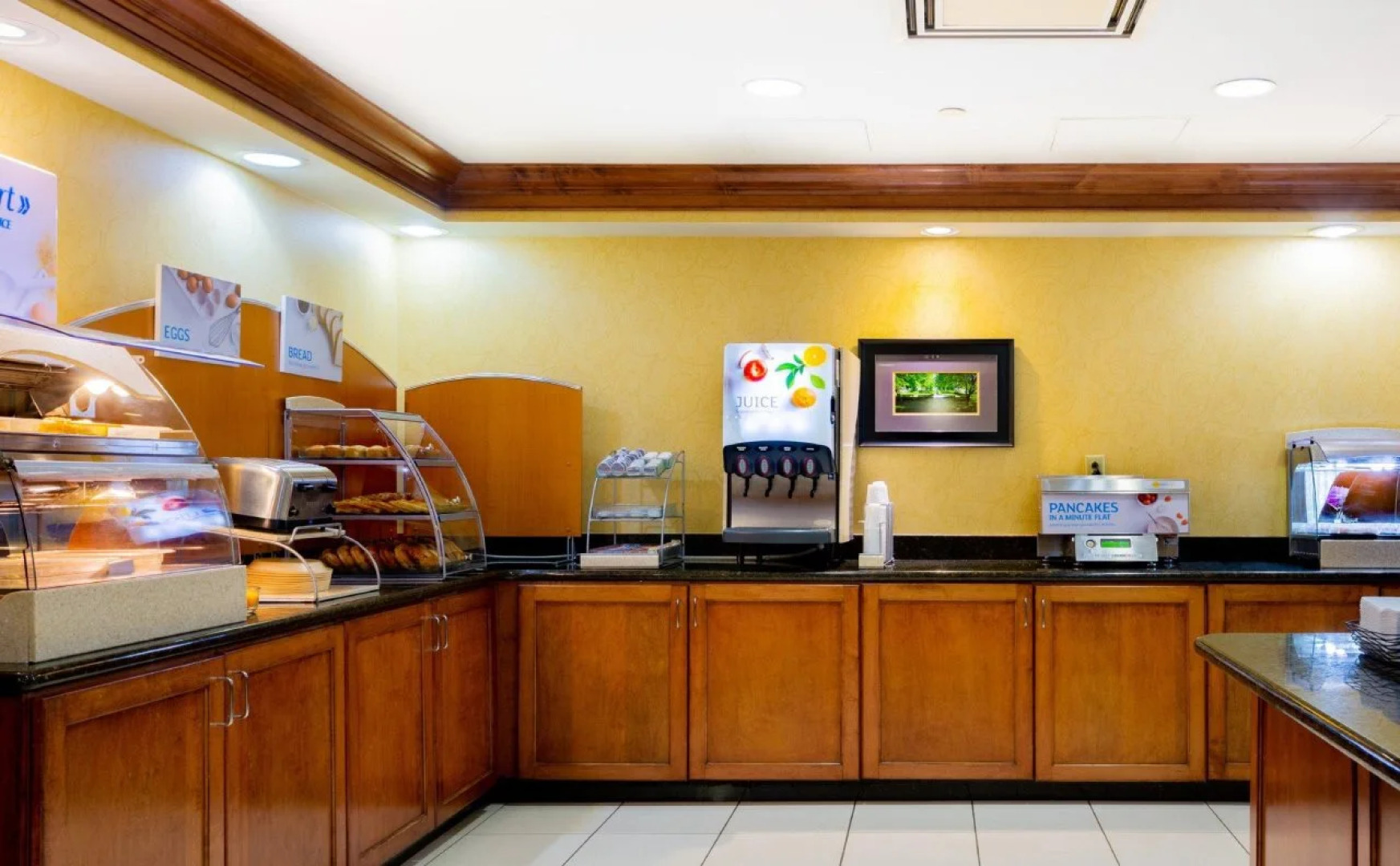 Holiday Inn Express & Suites Williamsburg by IHG