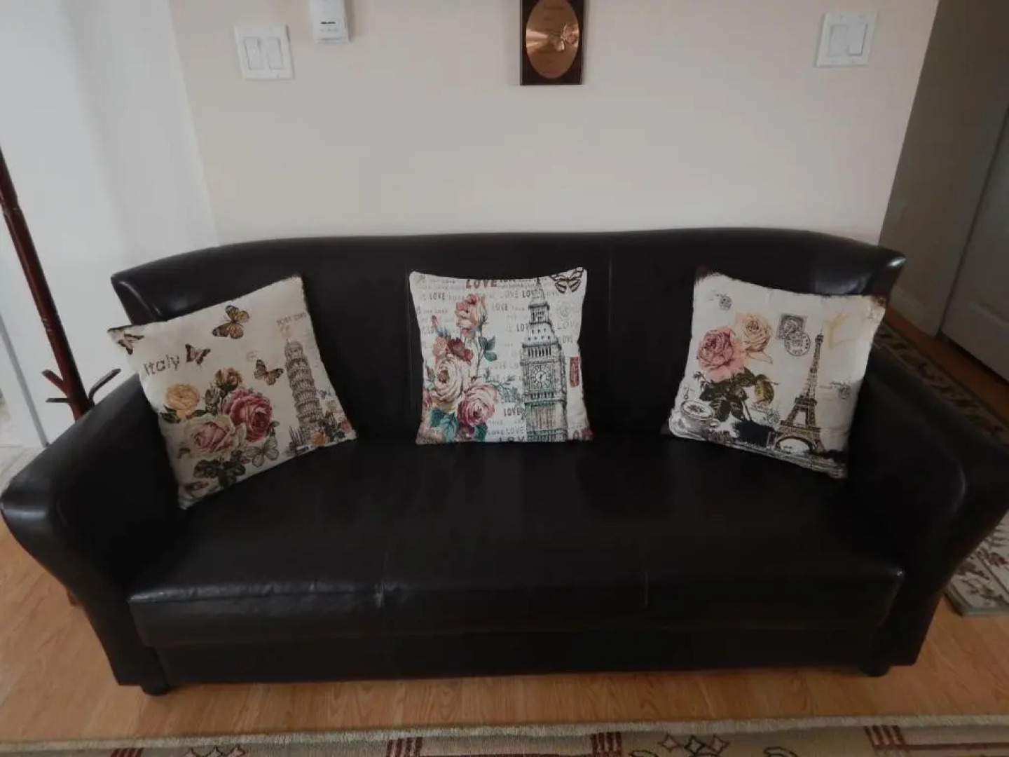 Clean Quiet Comfortable suite; Coquitlam Center