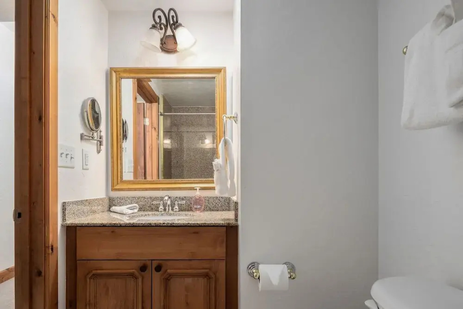 Villa 2043 2 Queen Beds 1 Bath No Kitchen 1 Bedroom Villa