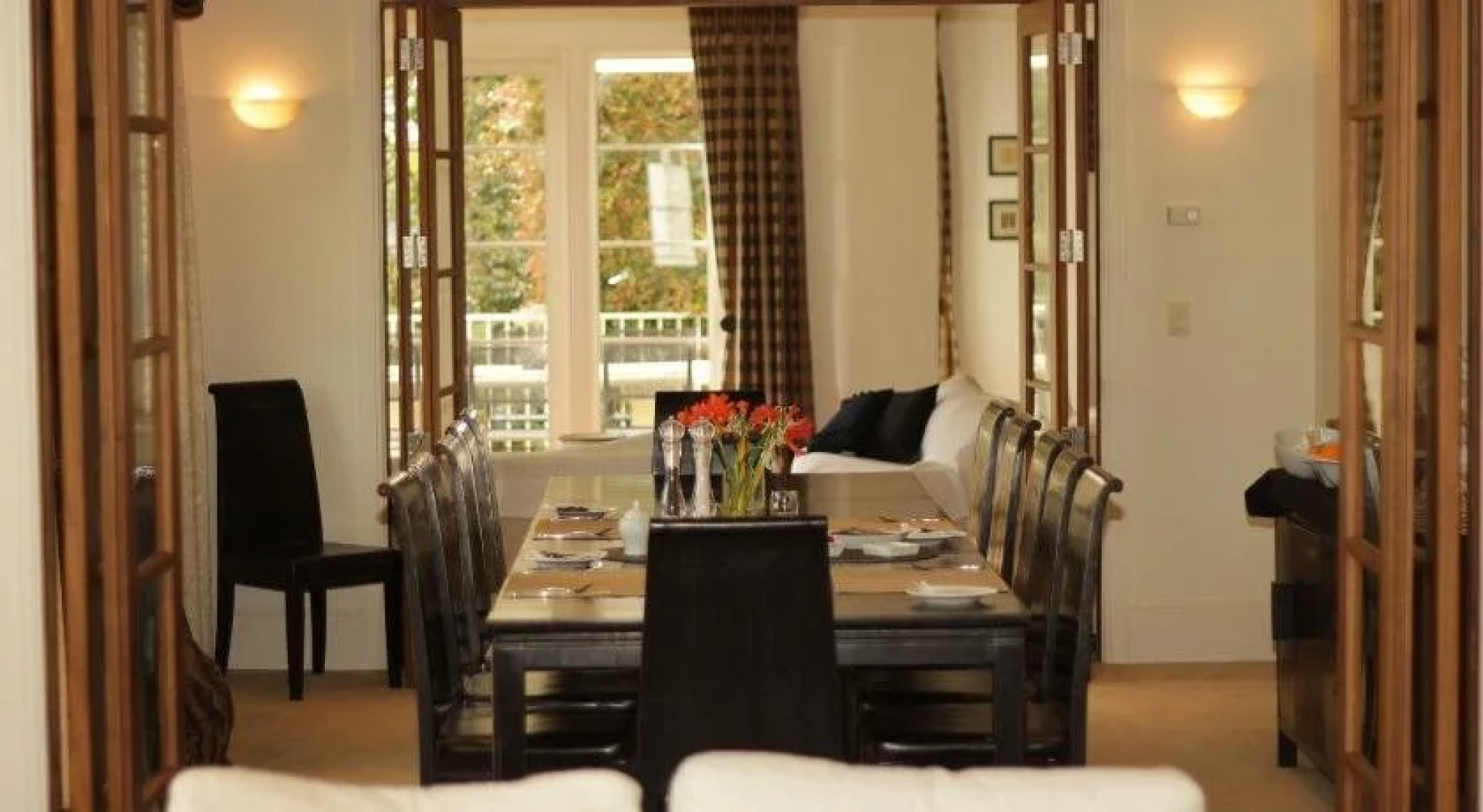 The Consulate Luxury Bed and Breakfast