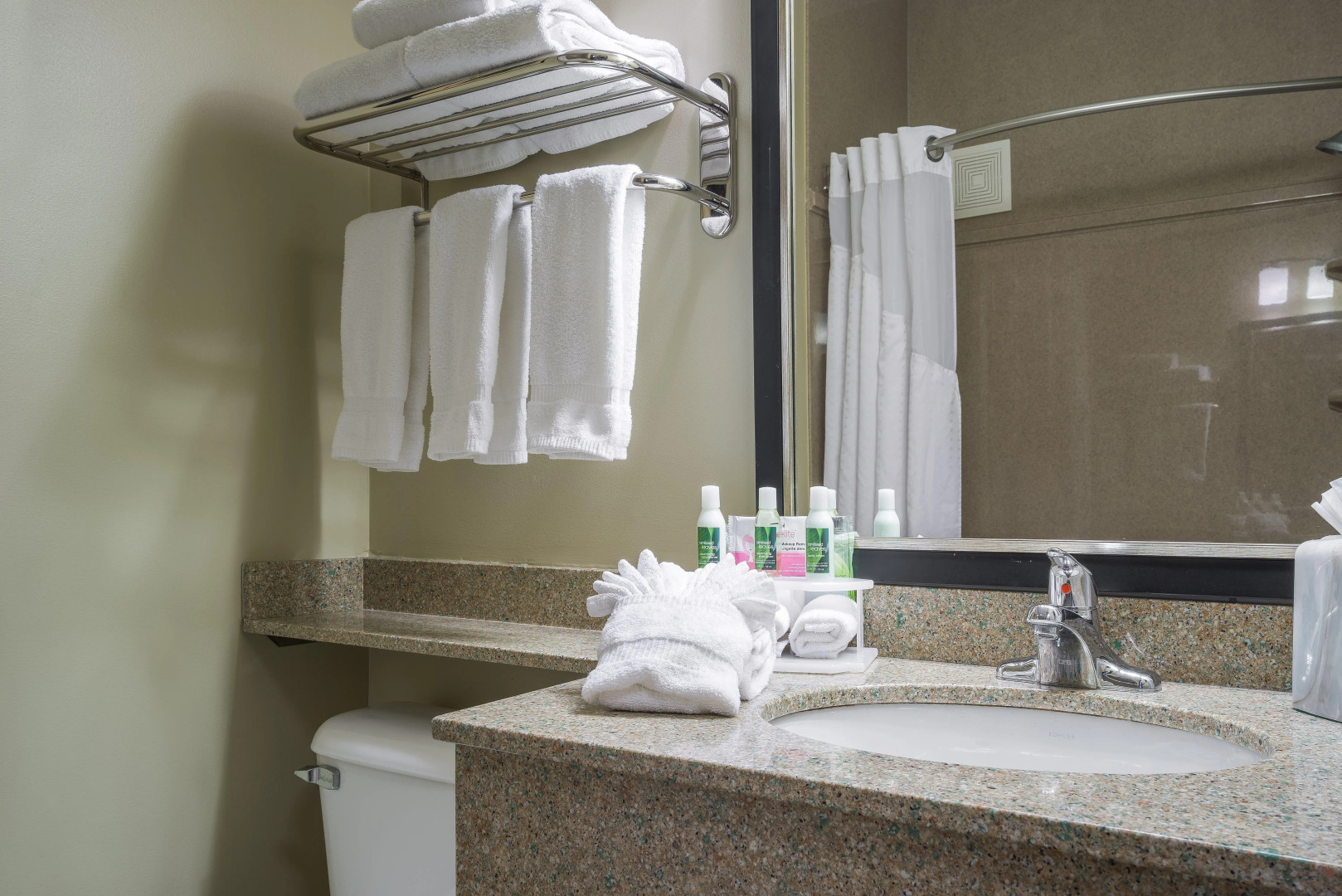 Holiday Inn Express Hotel & Suites St. Paul-Woodbury by IHG