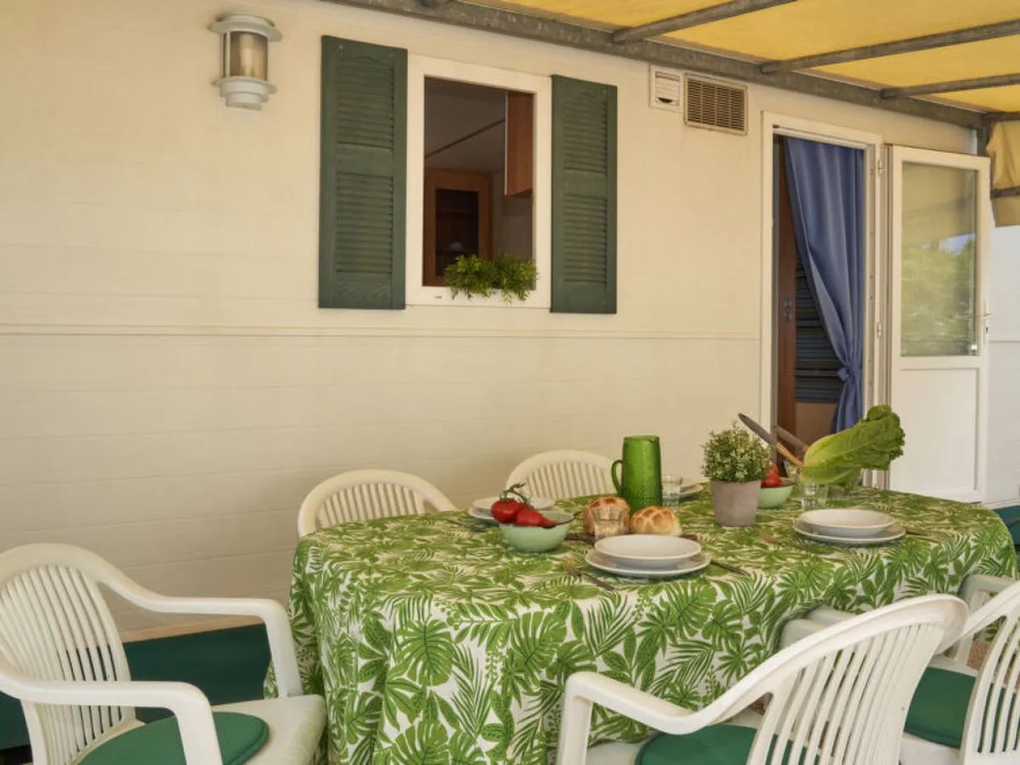 Camping Village Baia Domizia