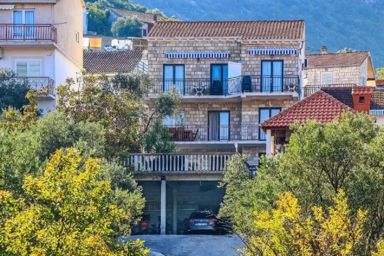 Zdenka - 70m From sea - A3