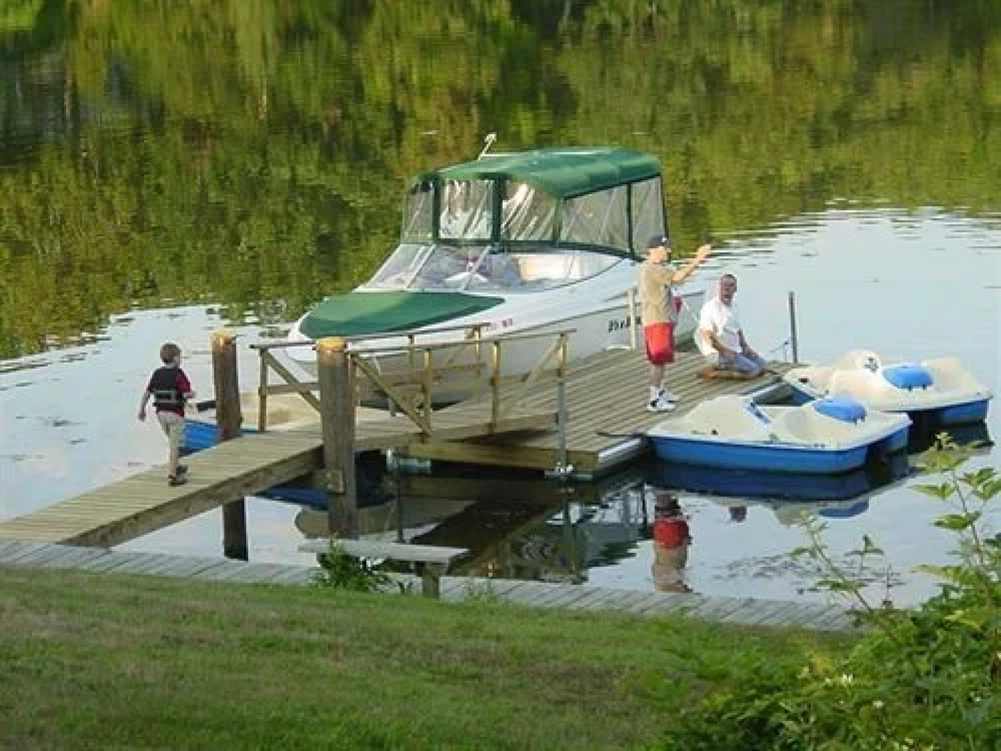 Cape Wind Waterfront Resort-Falmouth, Cape Cod
