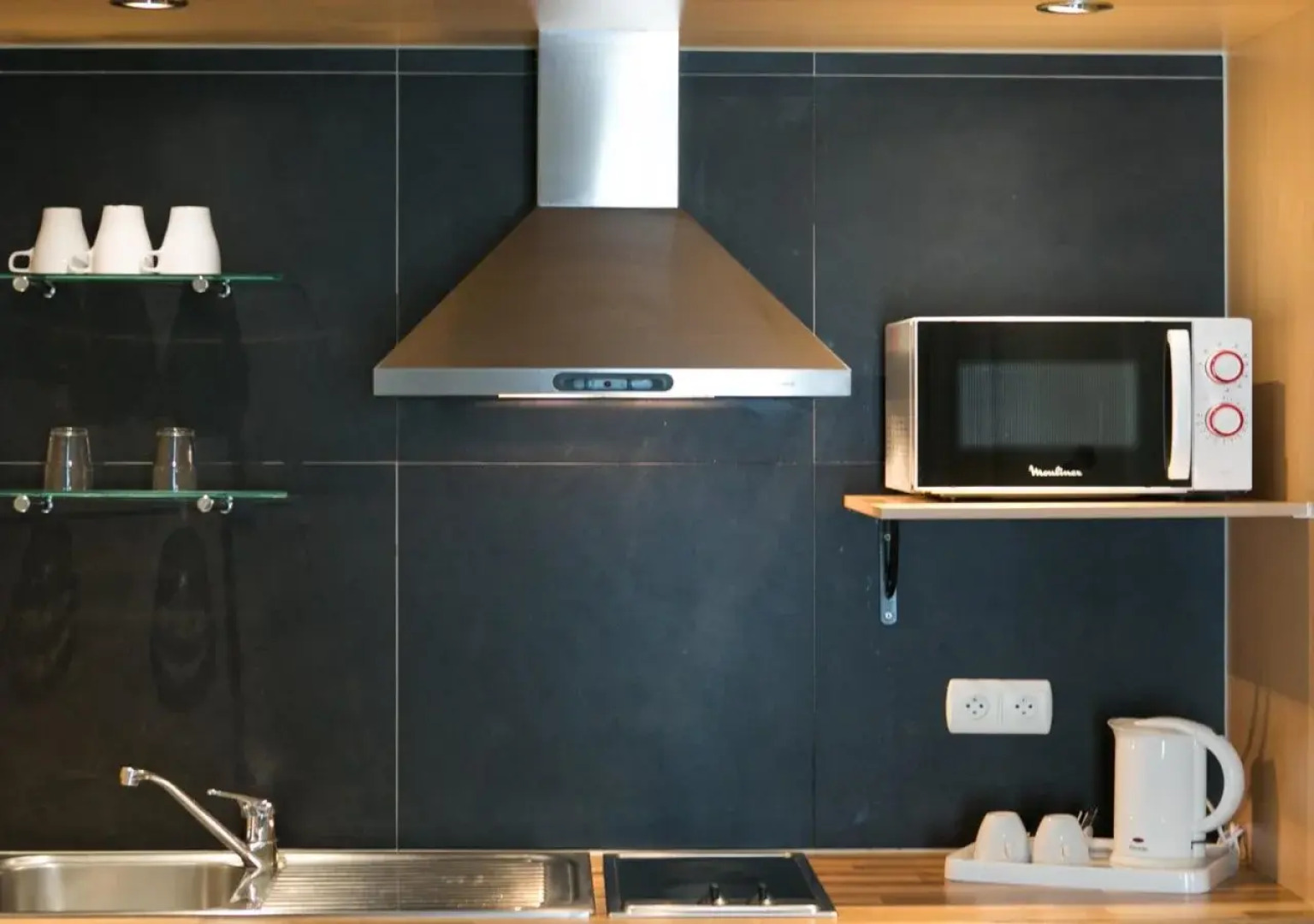 Hotel & Aparthotel Casteau Resort Mons