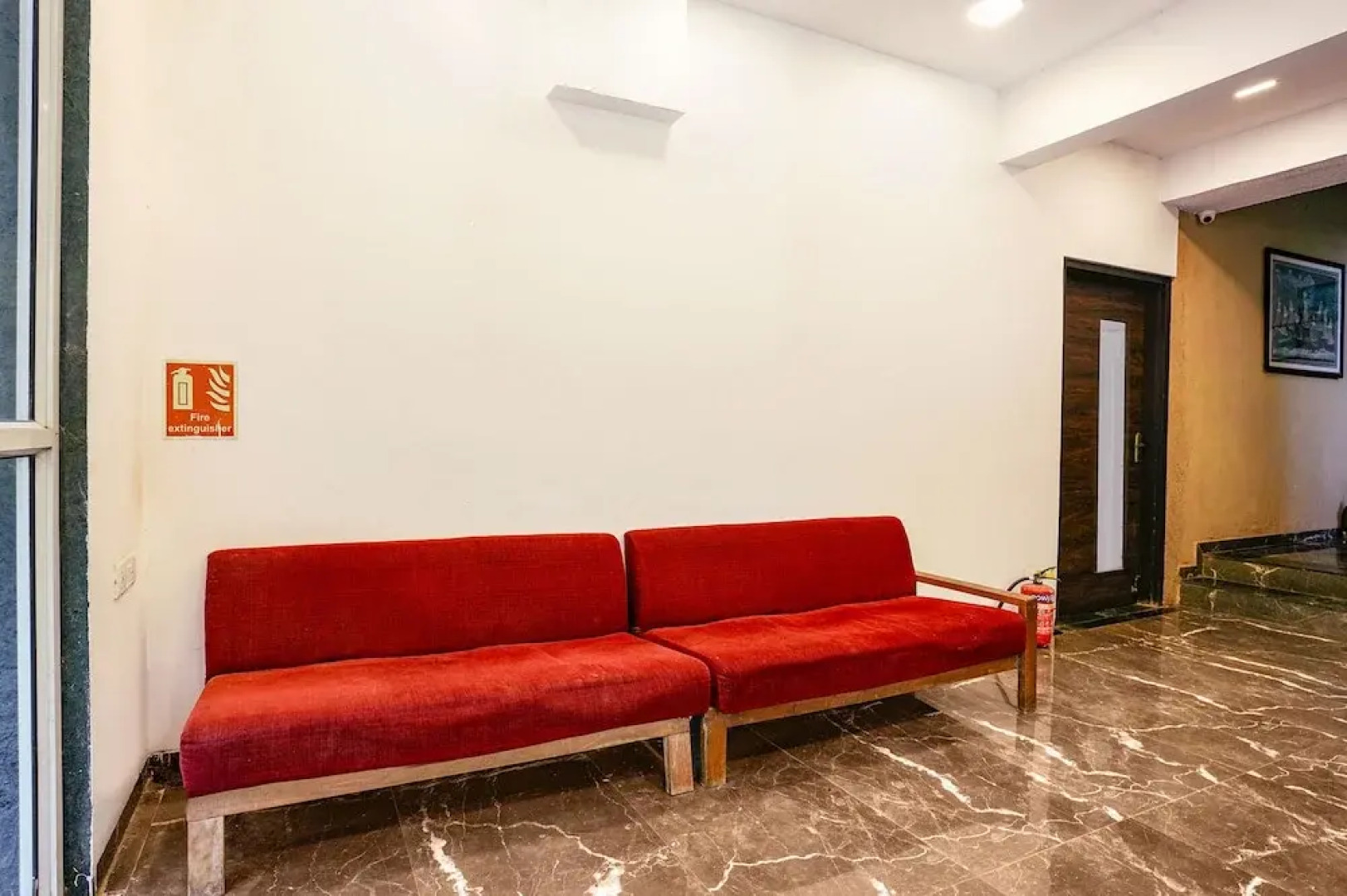 Fabhotel Blue Roof Sea Side