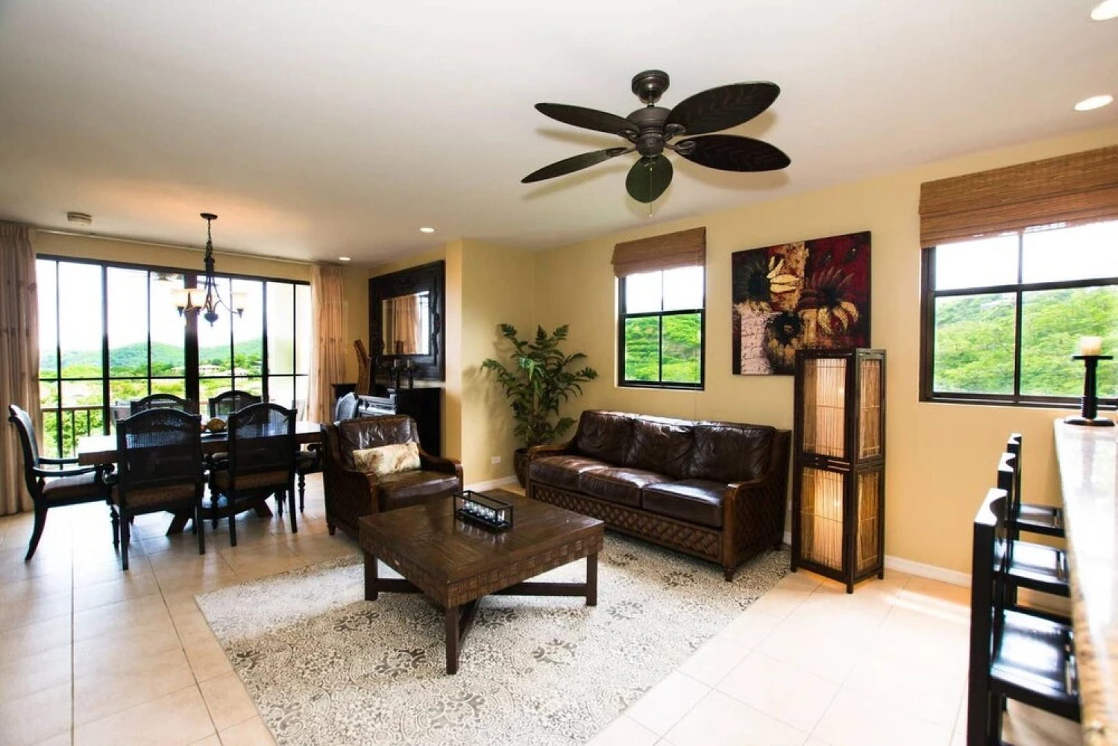 Classy artsy ocean-view unit near pool at Pacifico in Coco sleeps 6