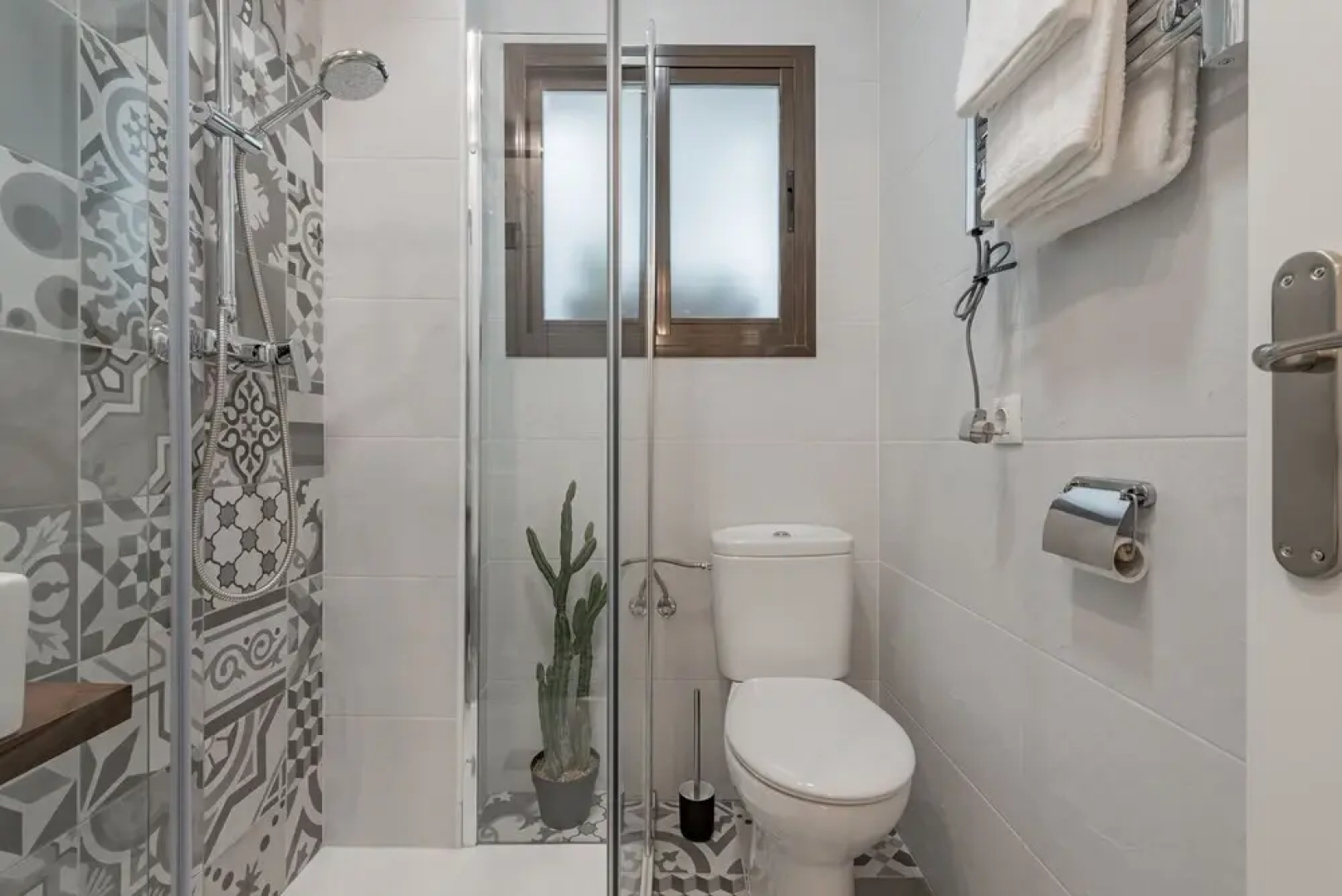 San Juan Flat Surthy Apartments