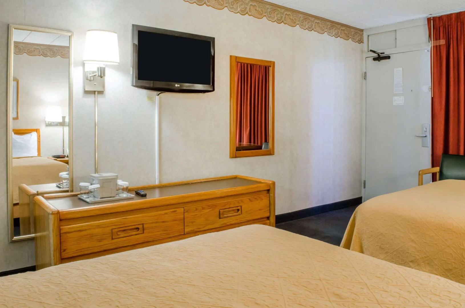 Quality Inn & Suites Burnham