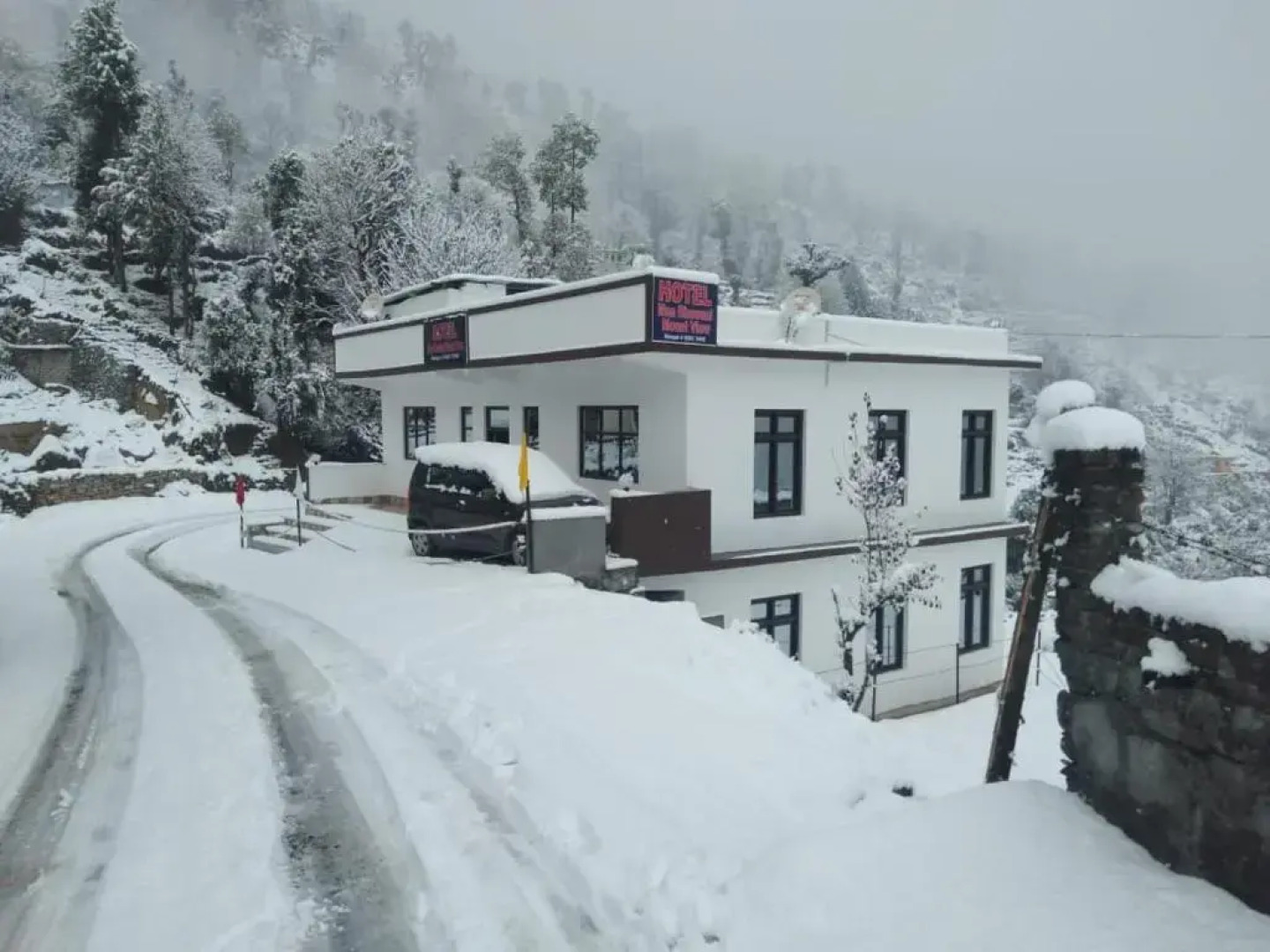 Vamoose Maa Bhawani Munsiyari