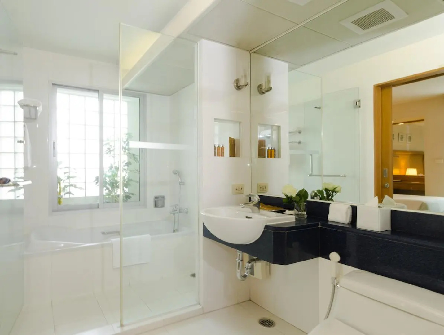 At Ease Saladaeng by AETAS