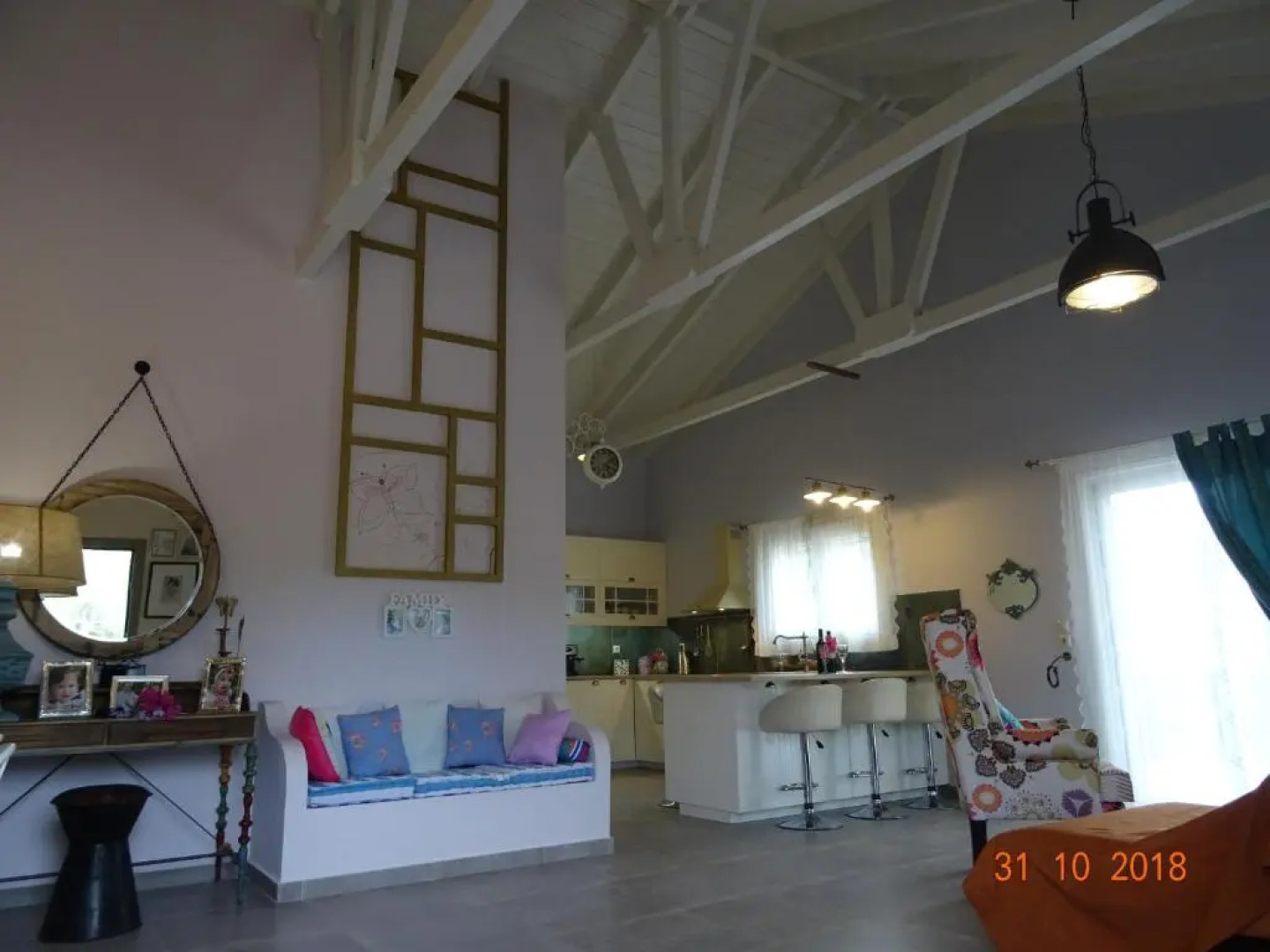 Vasia's Artist's Villa